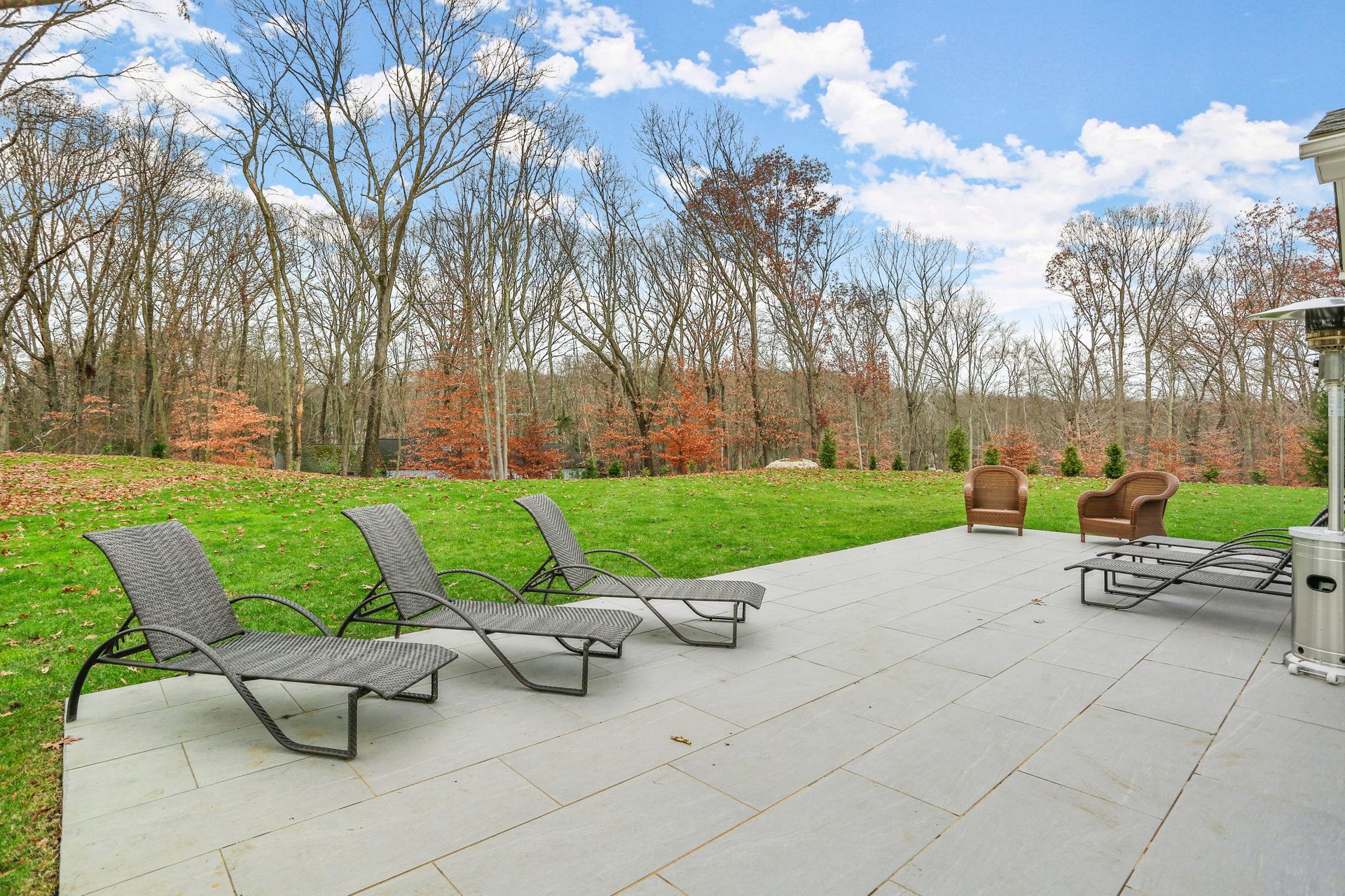 4 Stonewall Lane