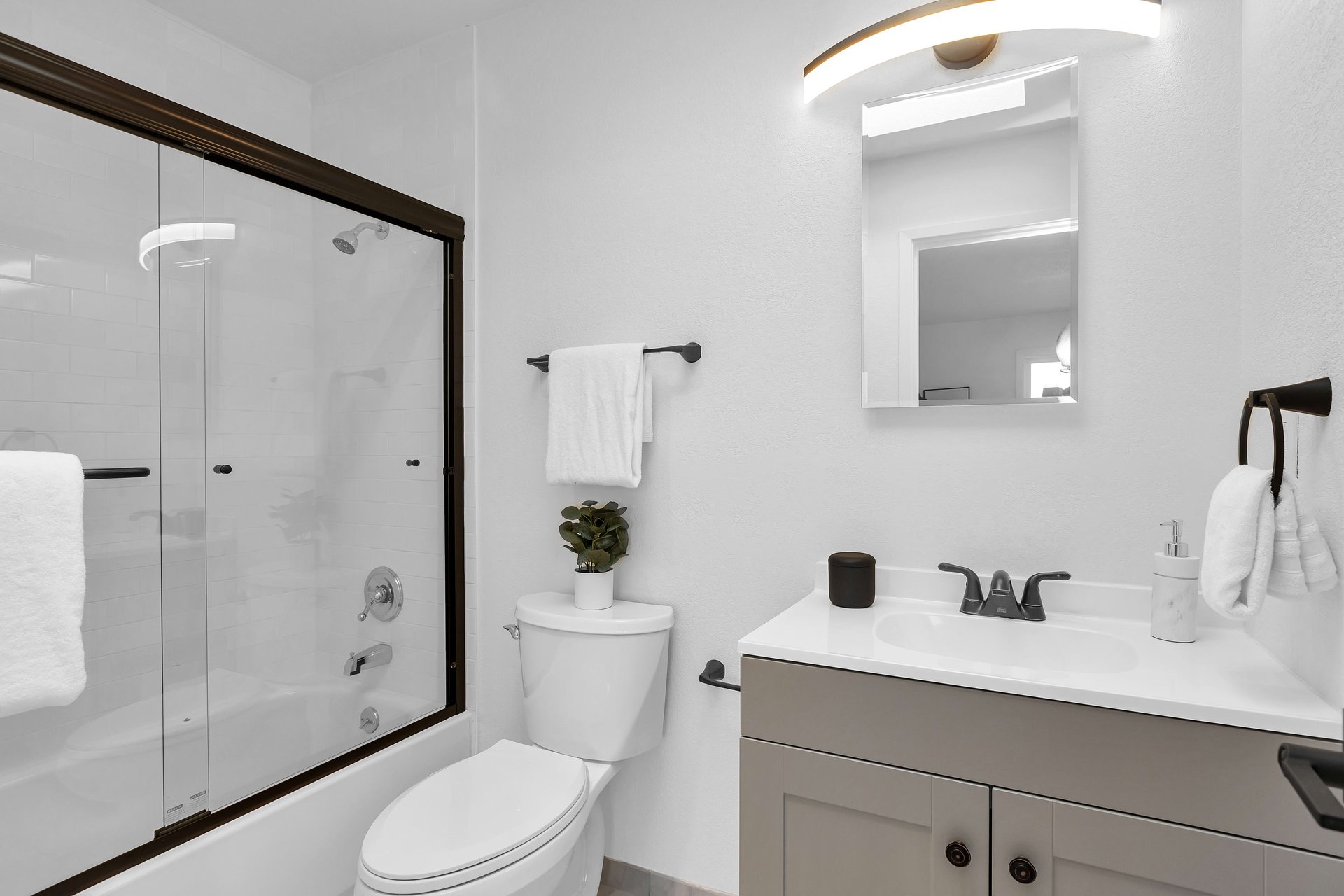 Golden Gate View Condominium