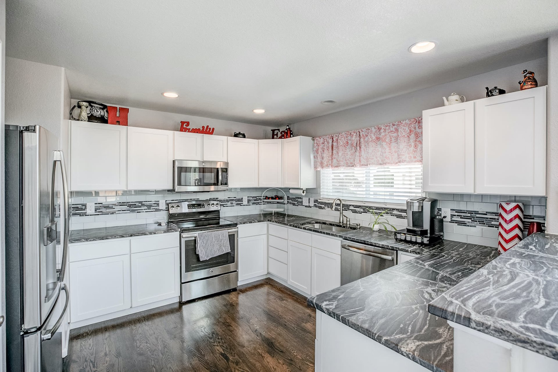 10110 Spotted Owl Avenue