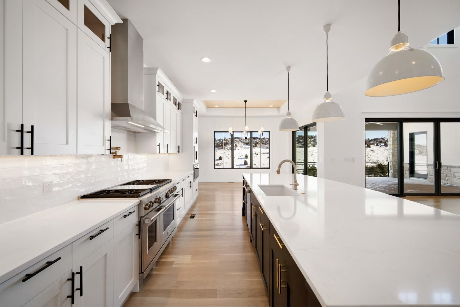 7668  Raphael Lane