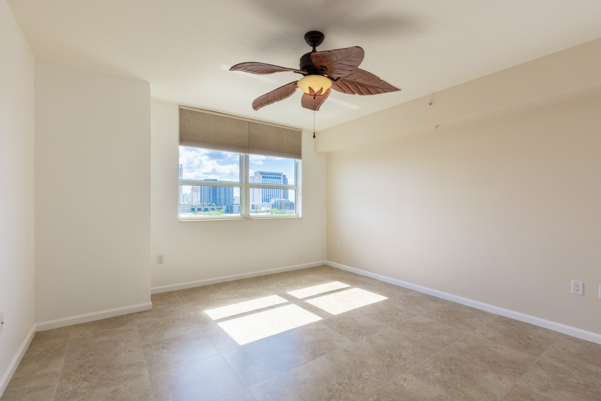 600 W Las Olas Blvd Unit: 907