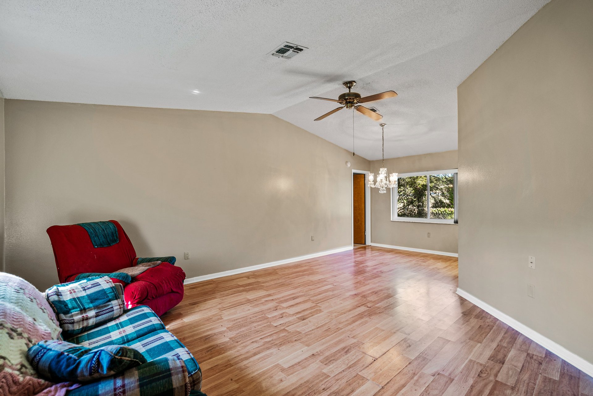 7130 LEXINGTON CIRCLE