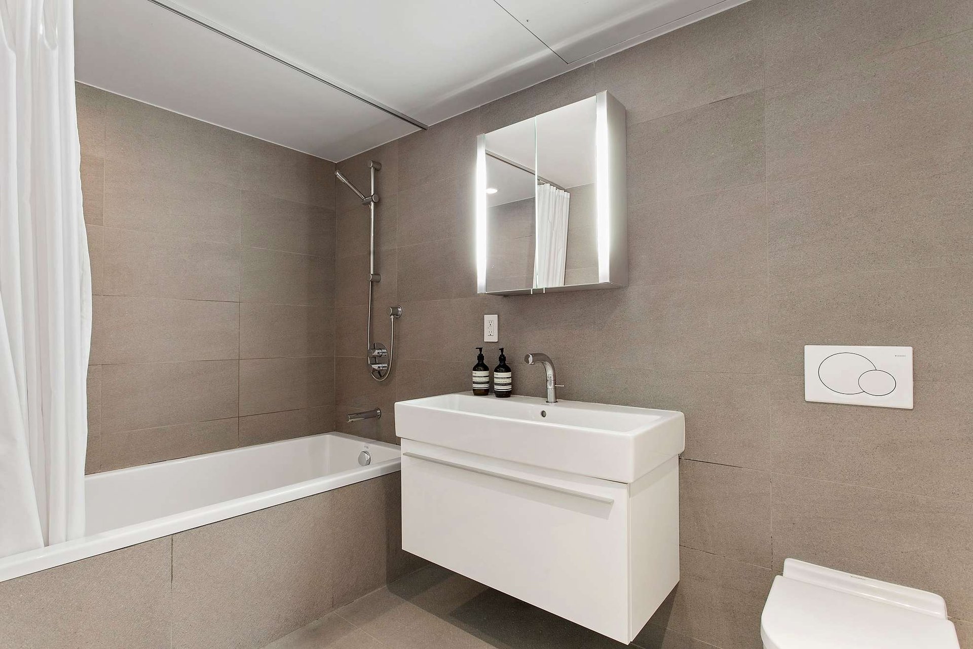 Spacious & Loft-Like LES Condo