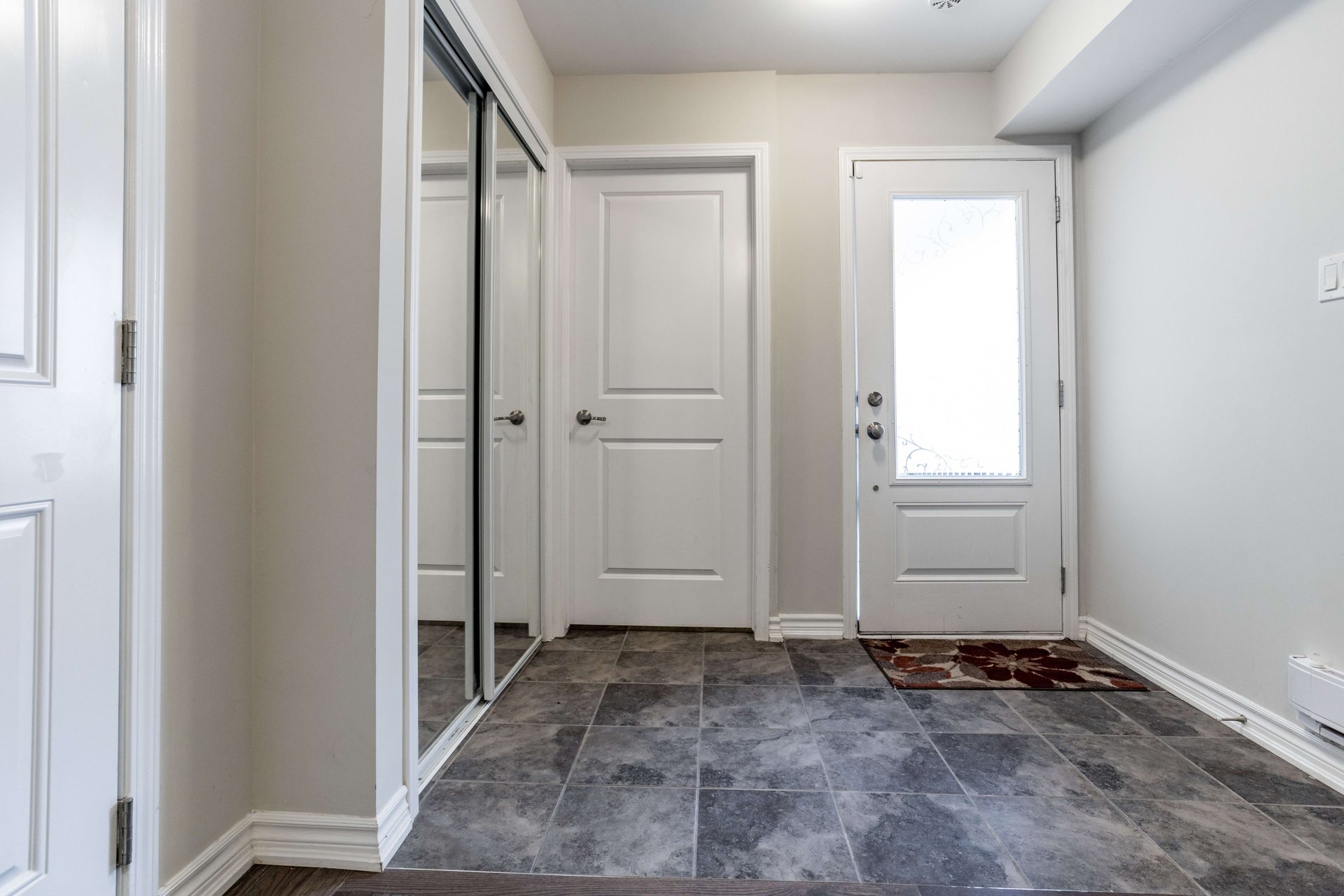 Townhome in Desirable Preserve Community!
