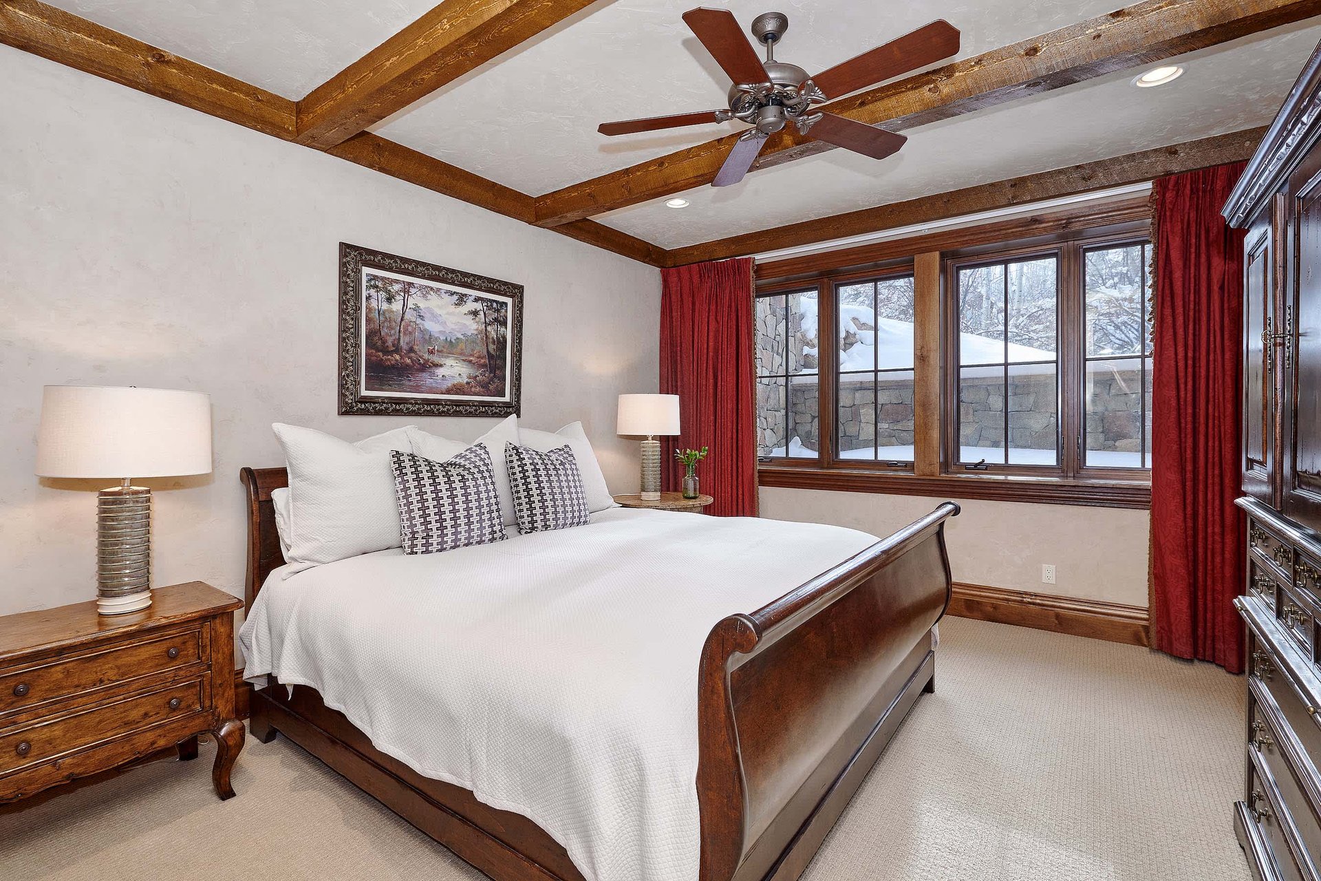 Beautiful Home with Ski-in/Ski-out Access  