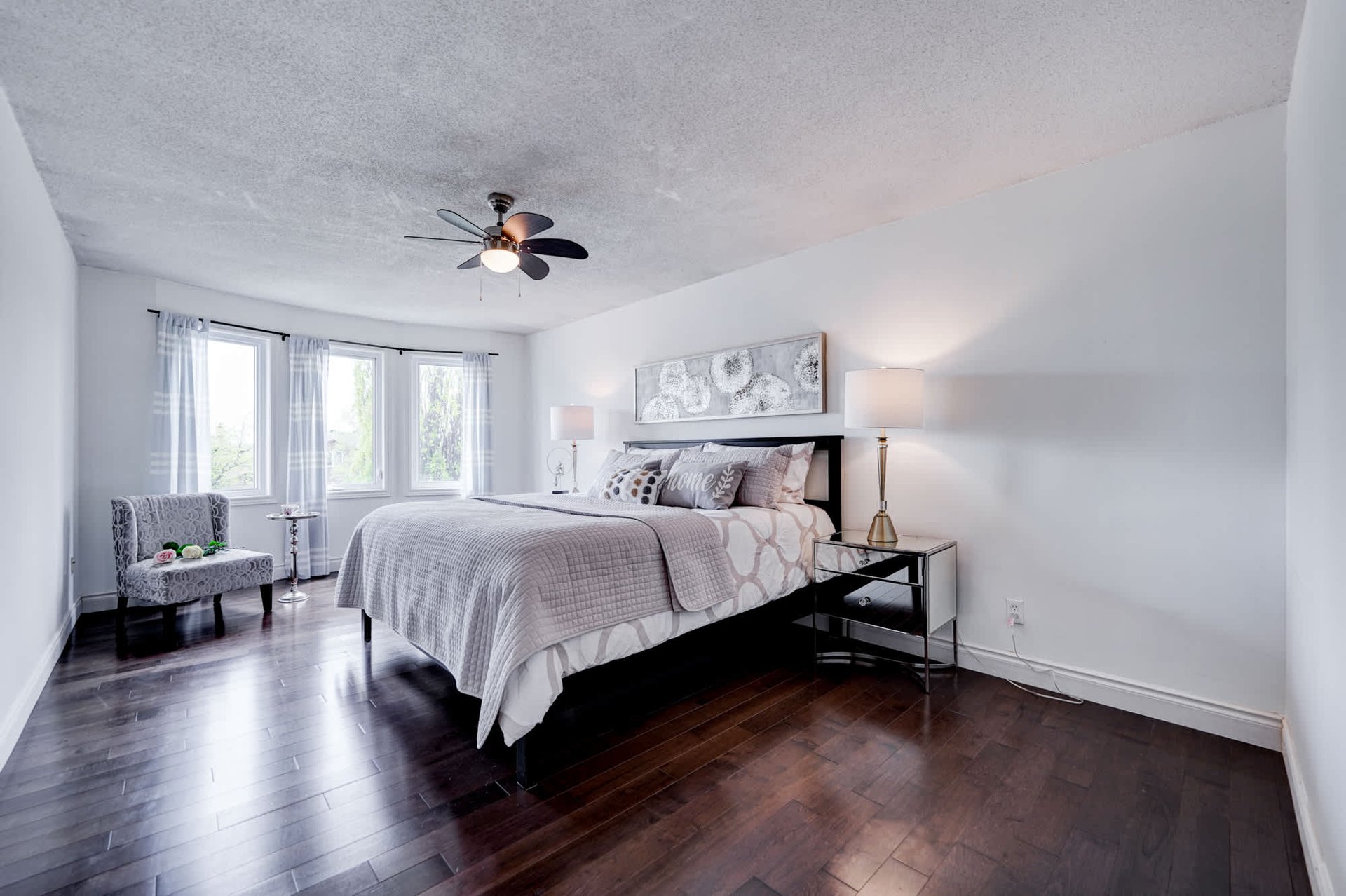 1534 Princeton Cres