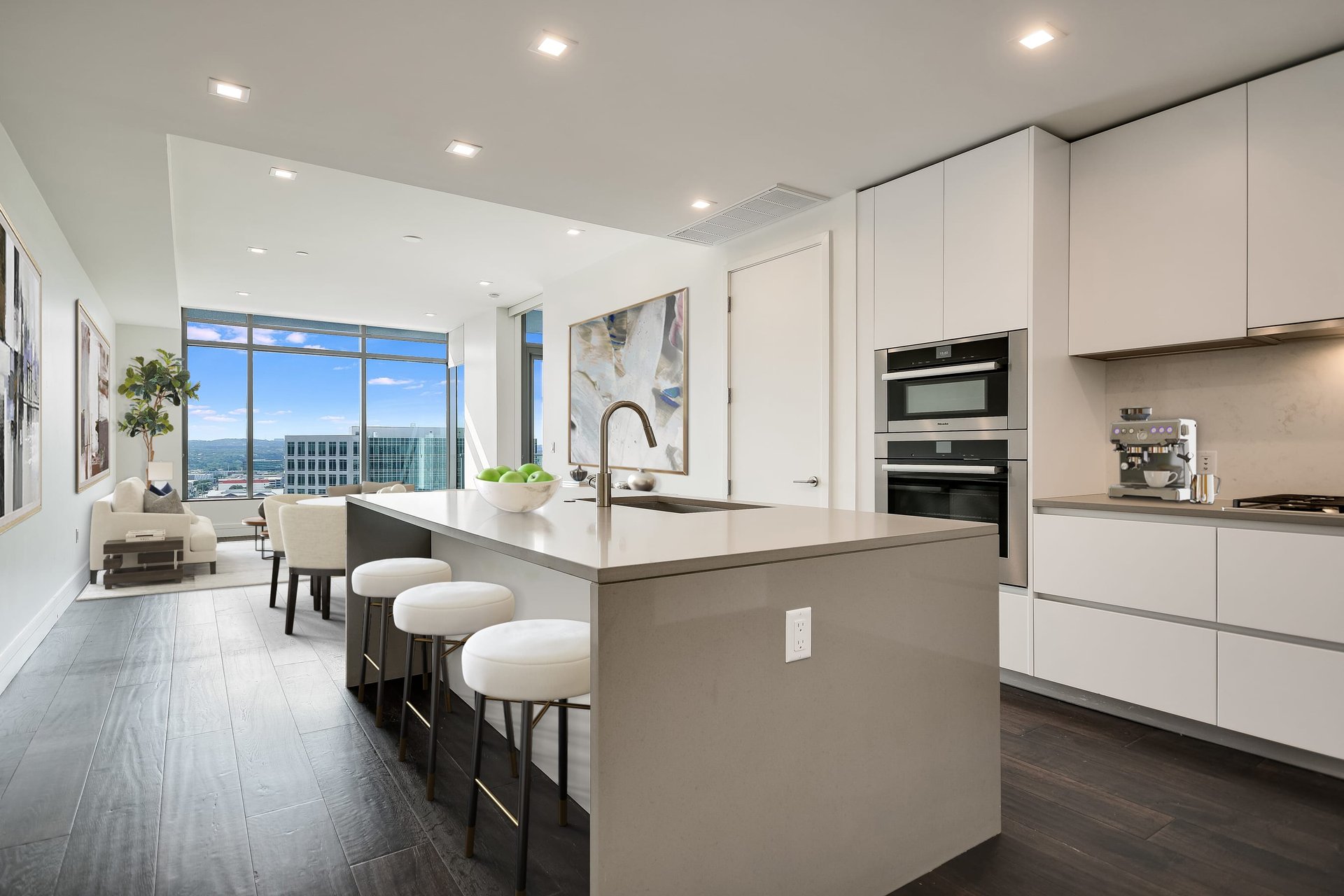 Fifth & West, #1802