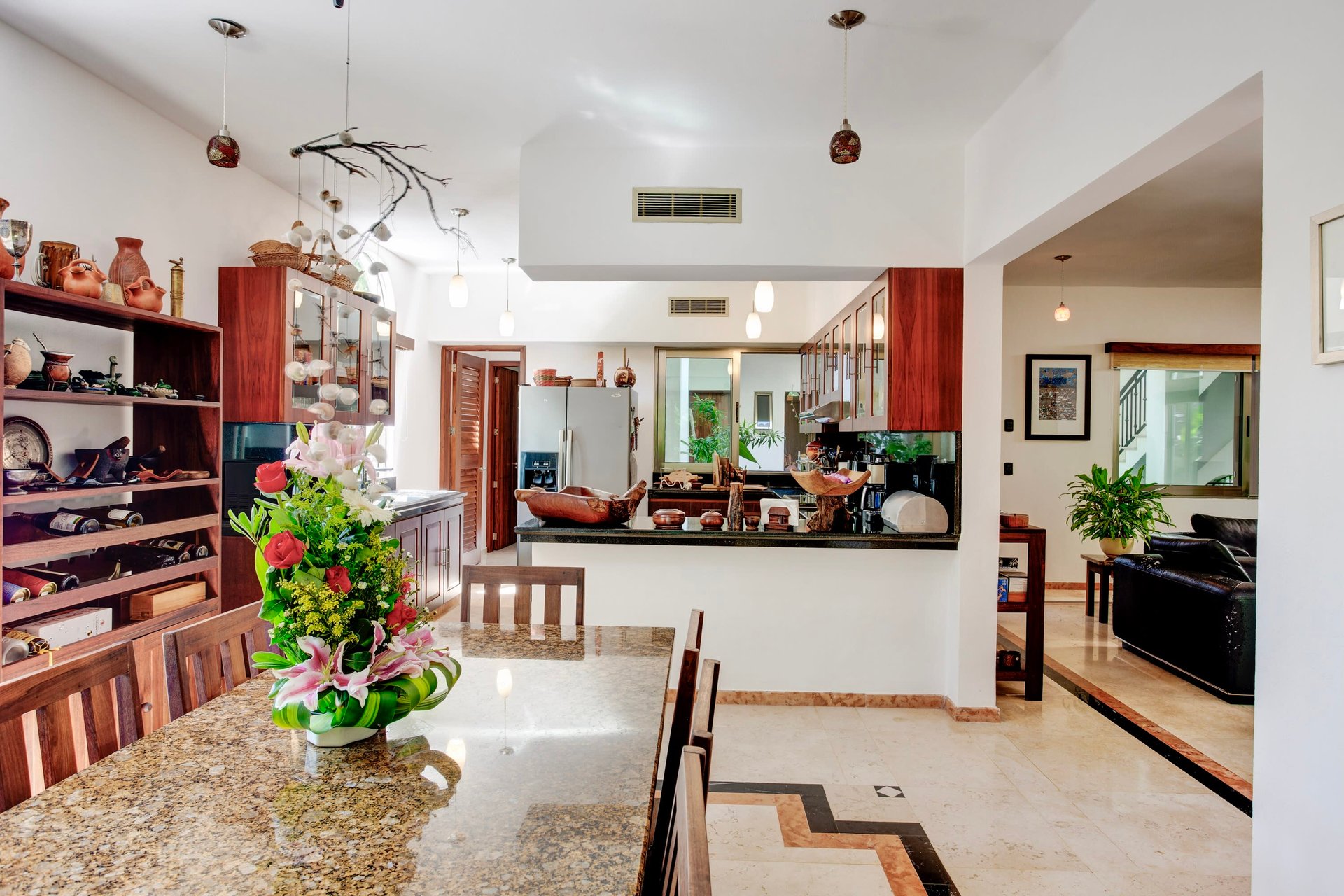  Luxury Villa for sale in Puerto Aventuras