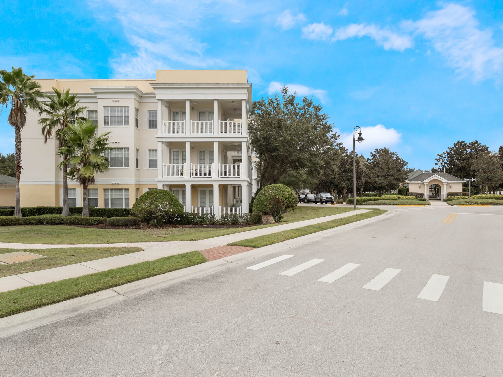 7509 MOURNING DOVE CIRCLE #303