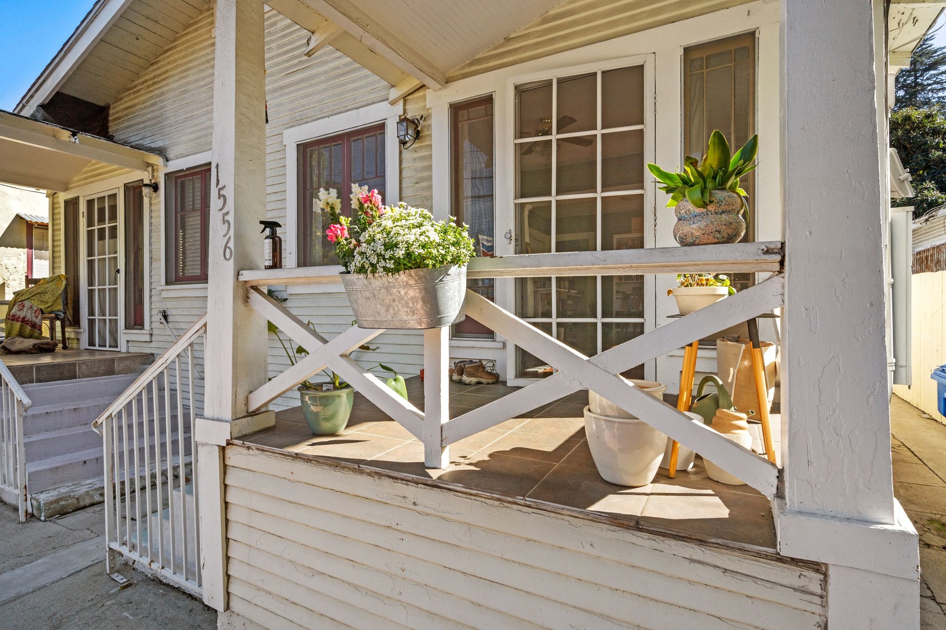 Upside Opportunity for Commercially Zoned Duplex in Prime Echo Park!