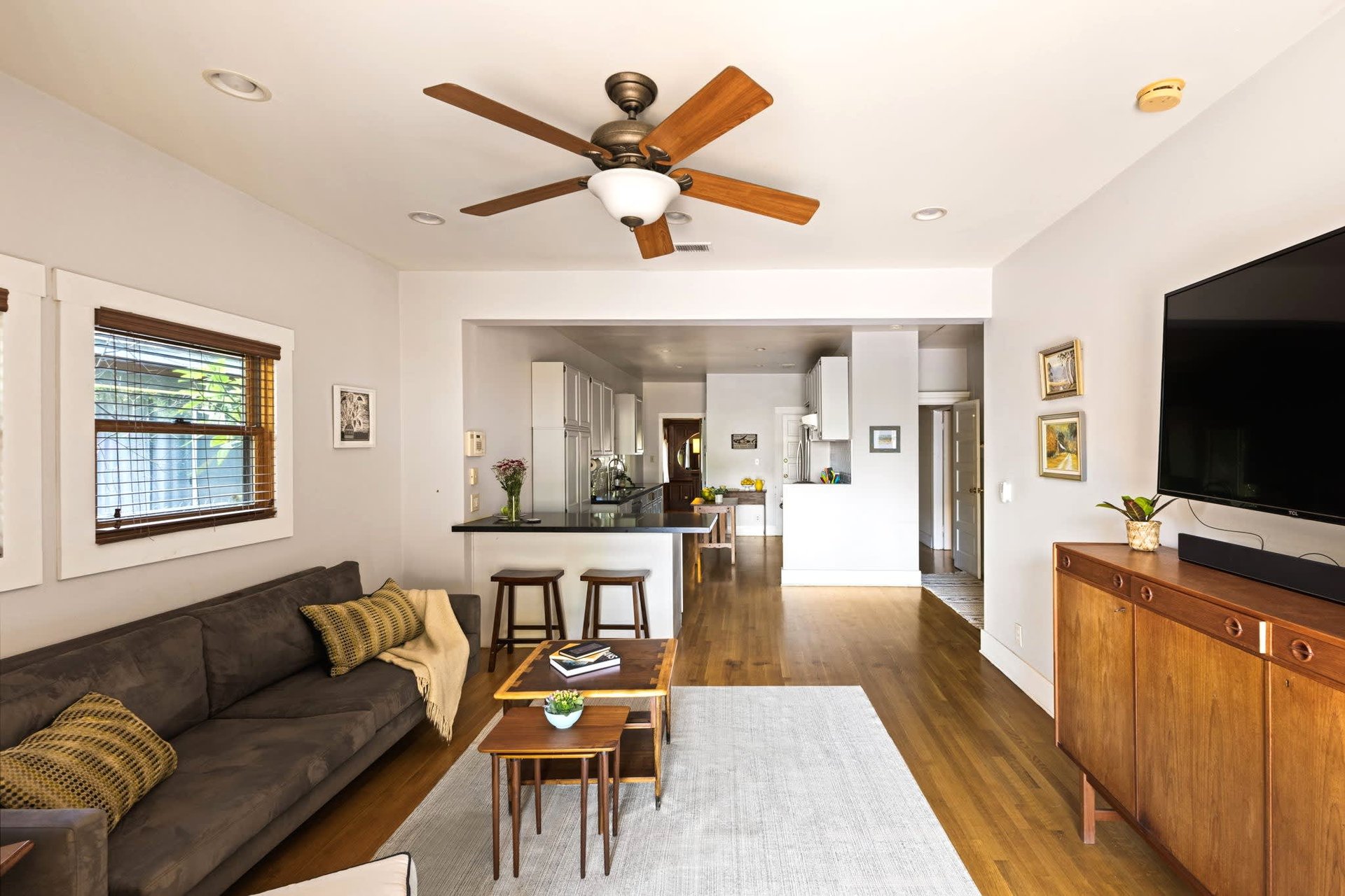 Wonderful Historic Craftsman Home in Jefferson Park