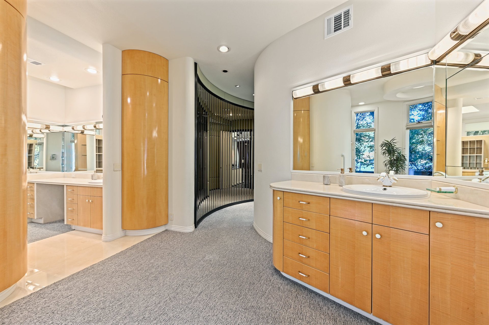 3511 Westlake Drive