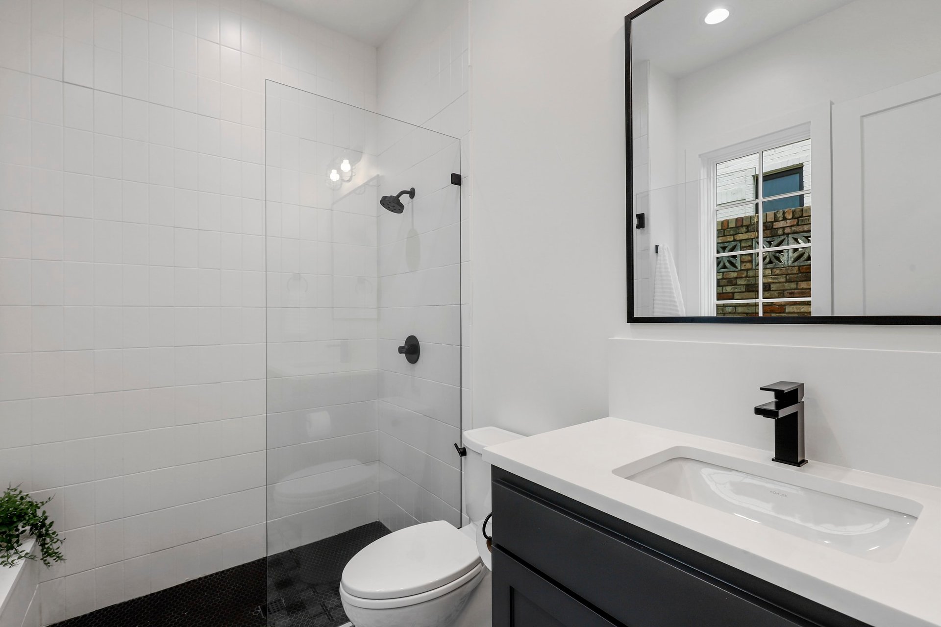 109 Crestwood