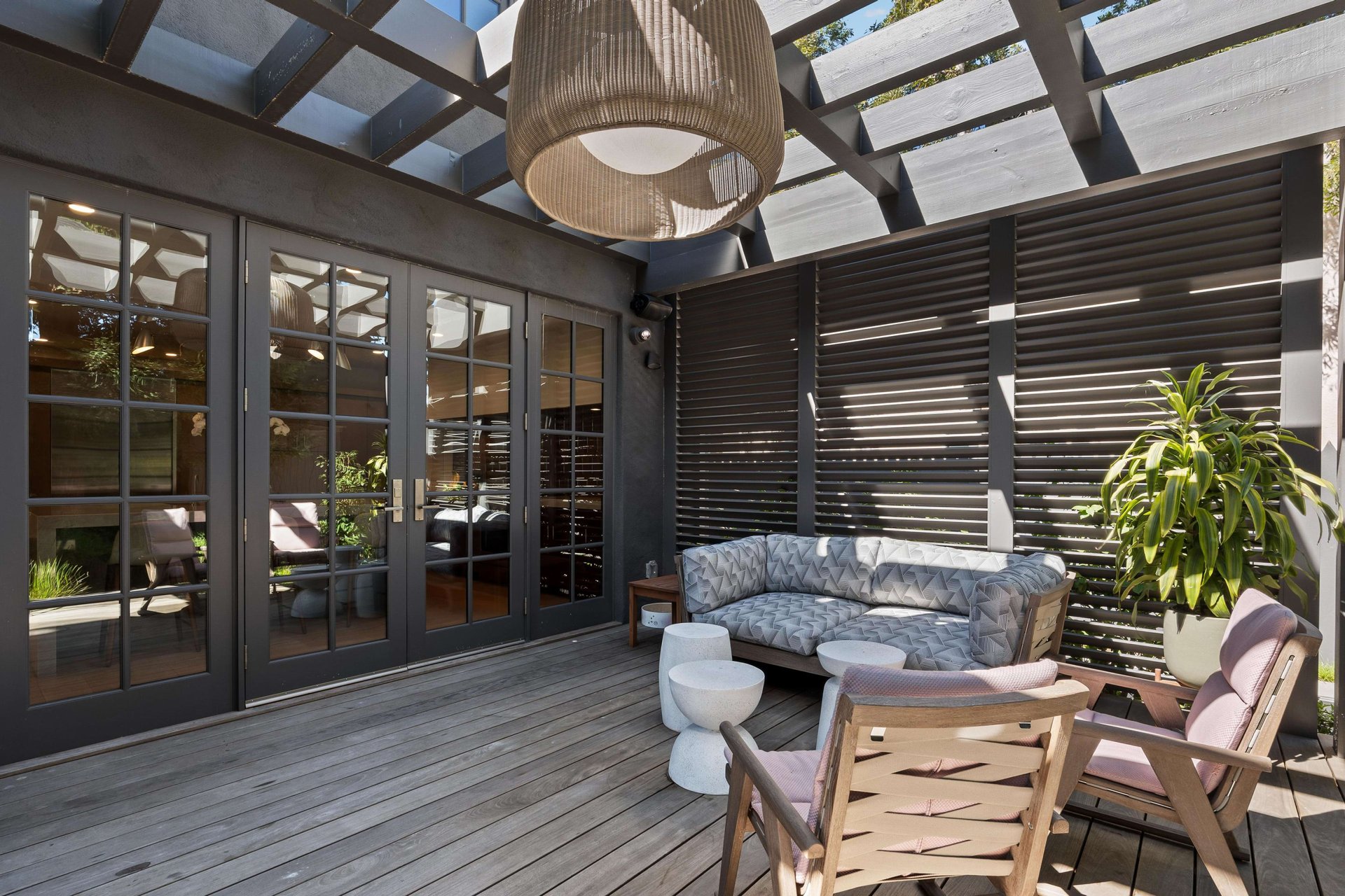 140 N Gardner St, Fairfax