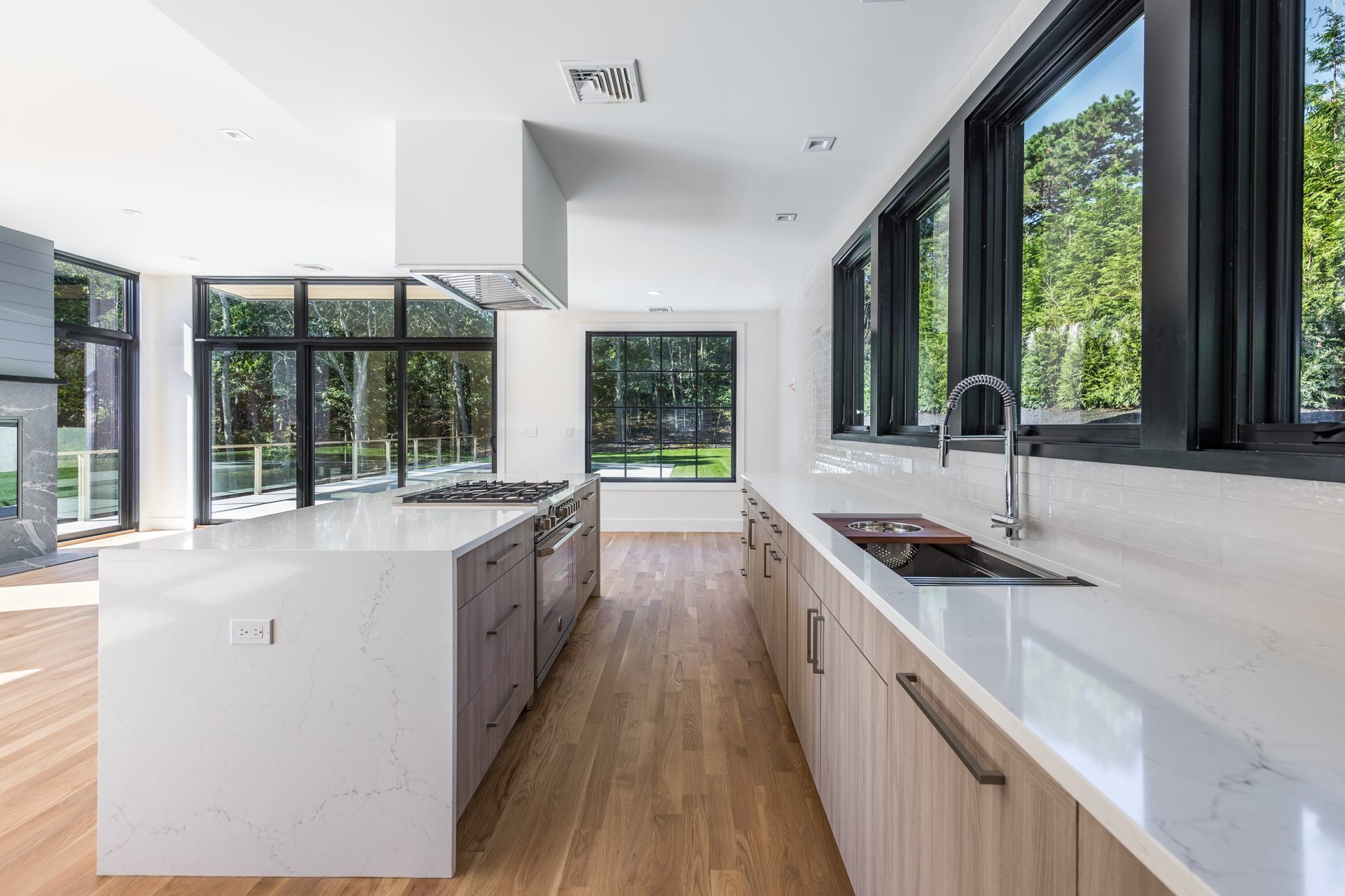19 Peters Path