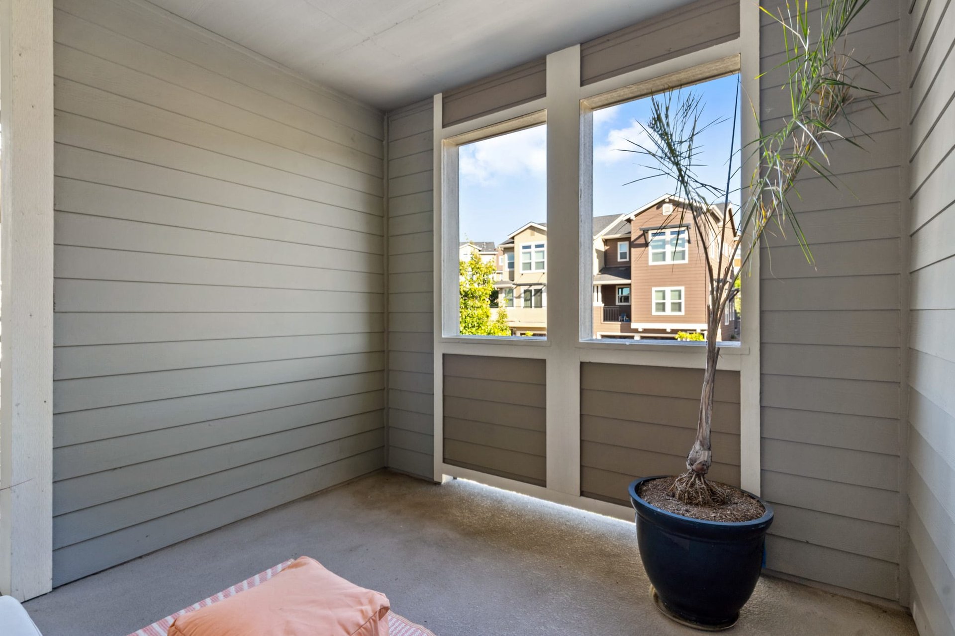 412 Jacquelyn Lane