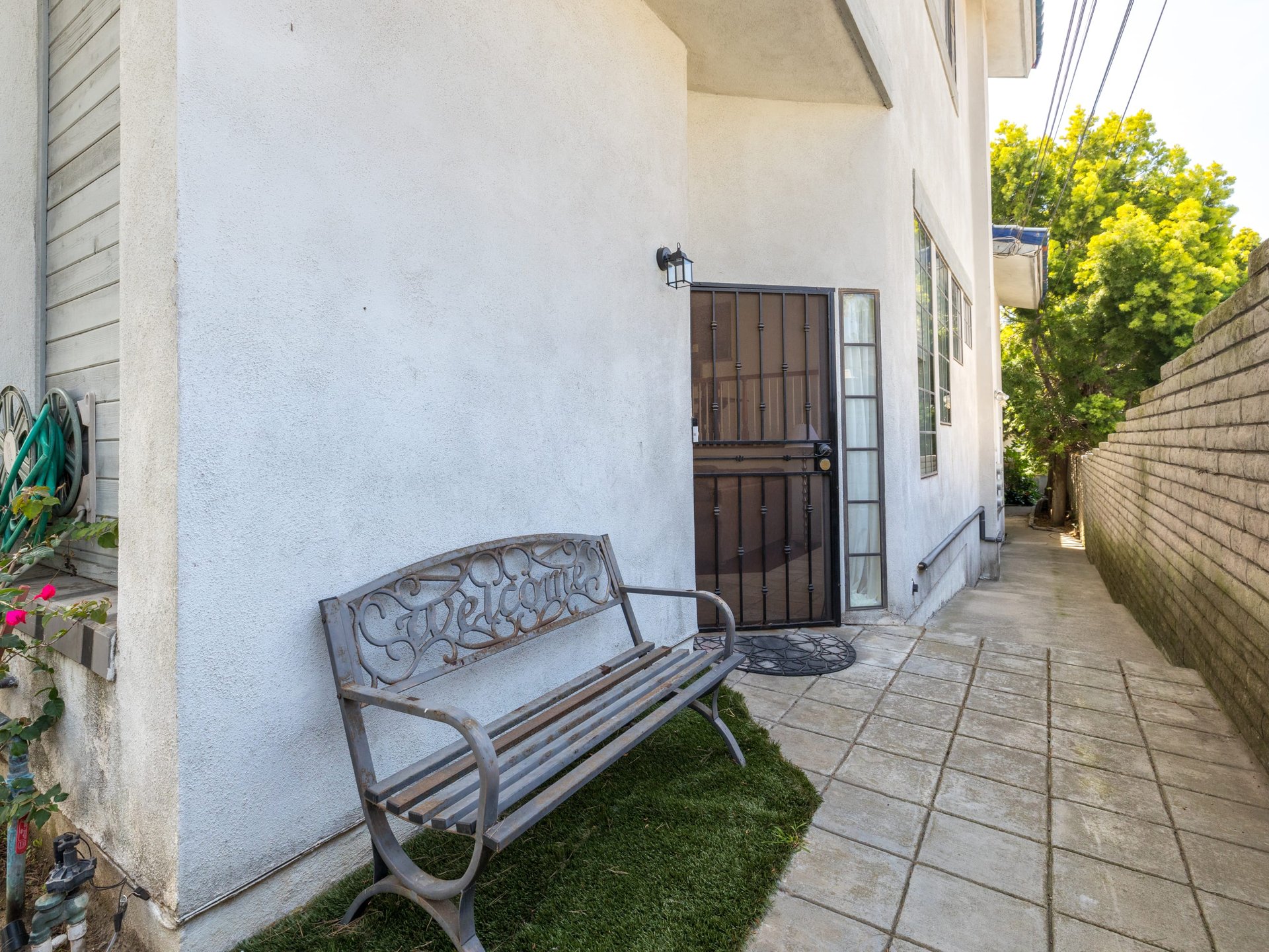 115 S Juanita Avenue A