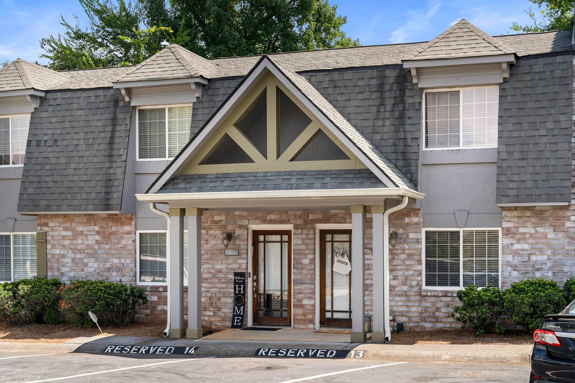 107 Rondak Cir 