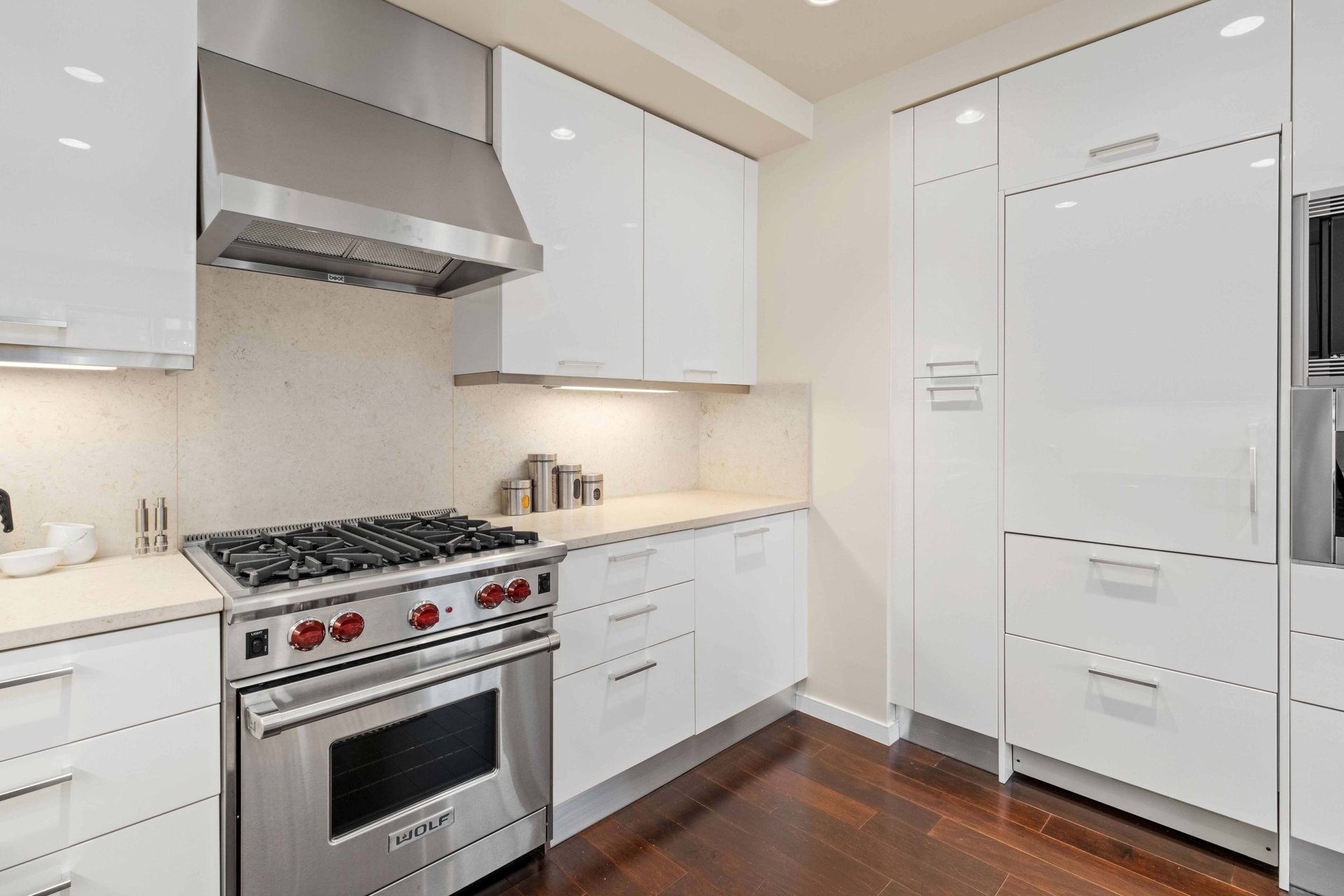 200 Congress Ave #15B