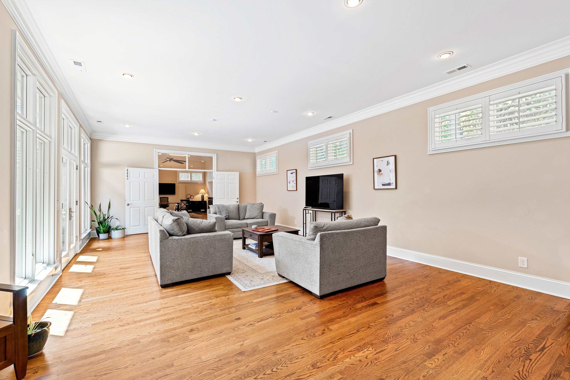 55216 Broughton