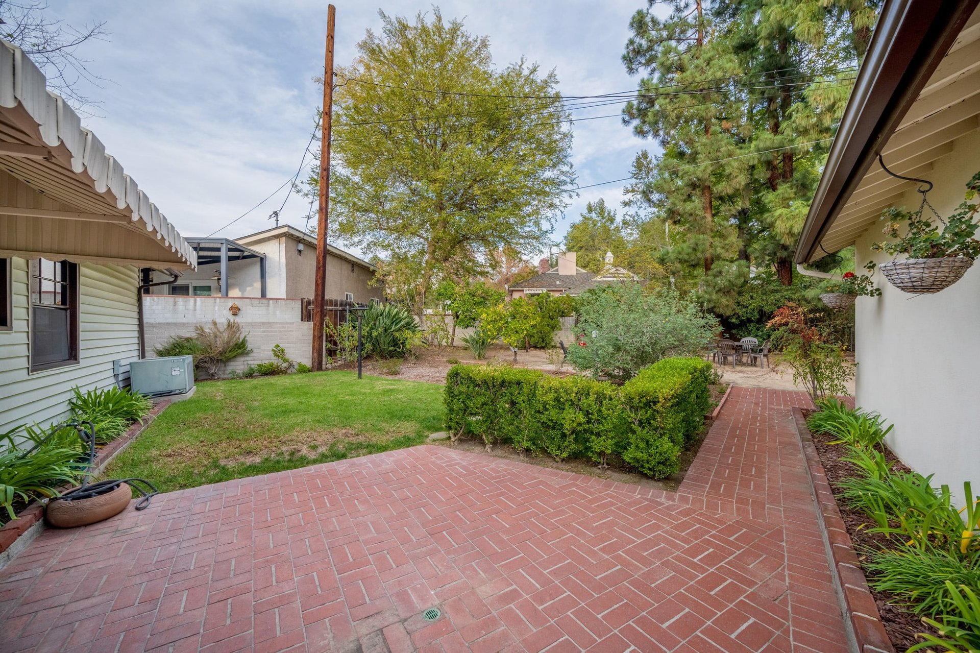 3200 Sparr Blvd.