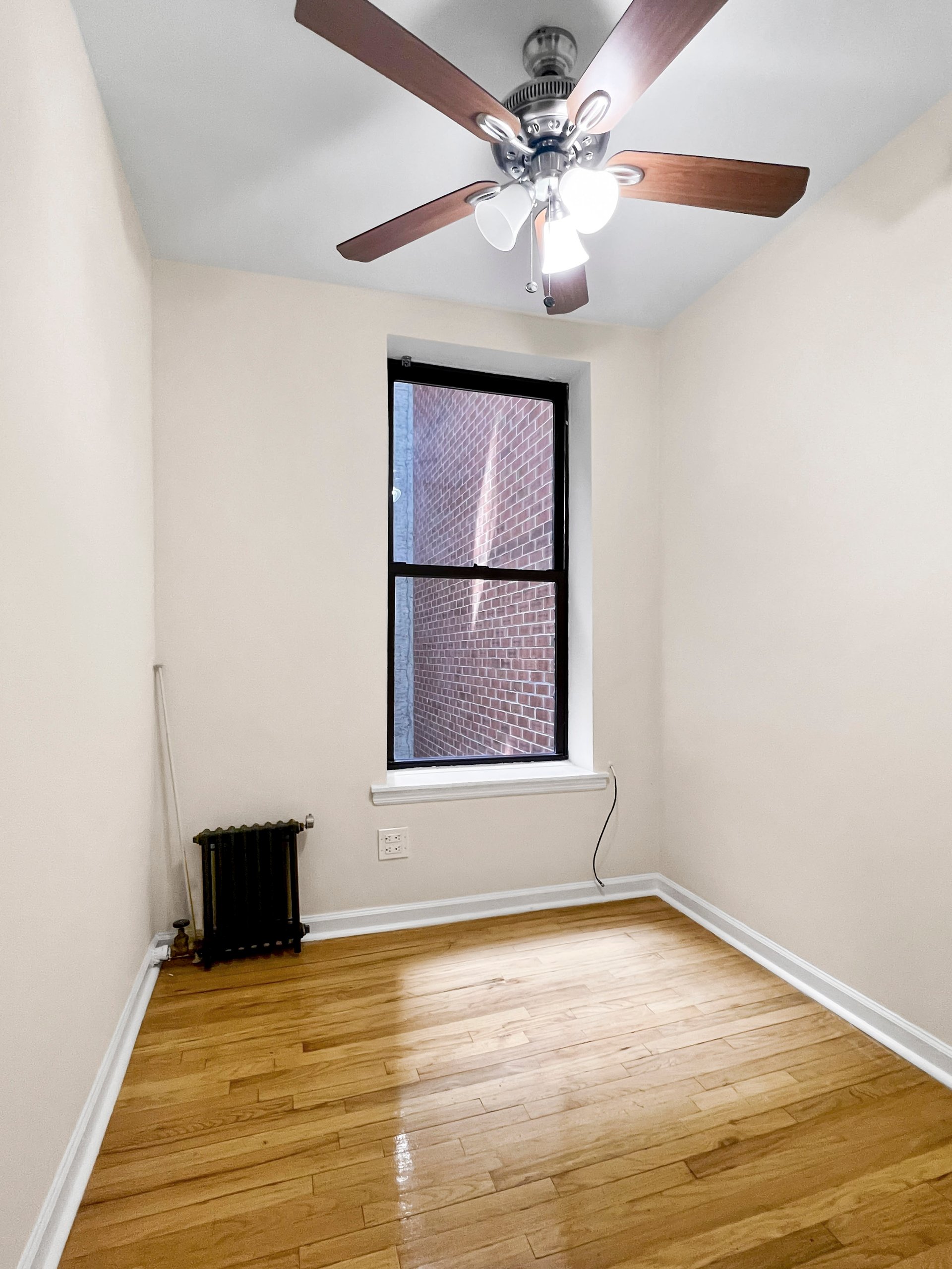 270 E 78th St, Unit 10