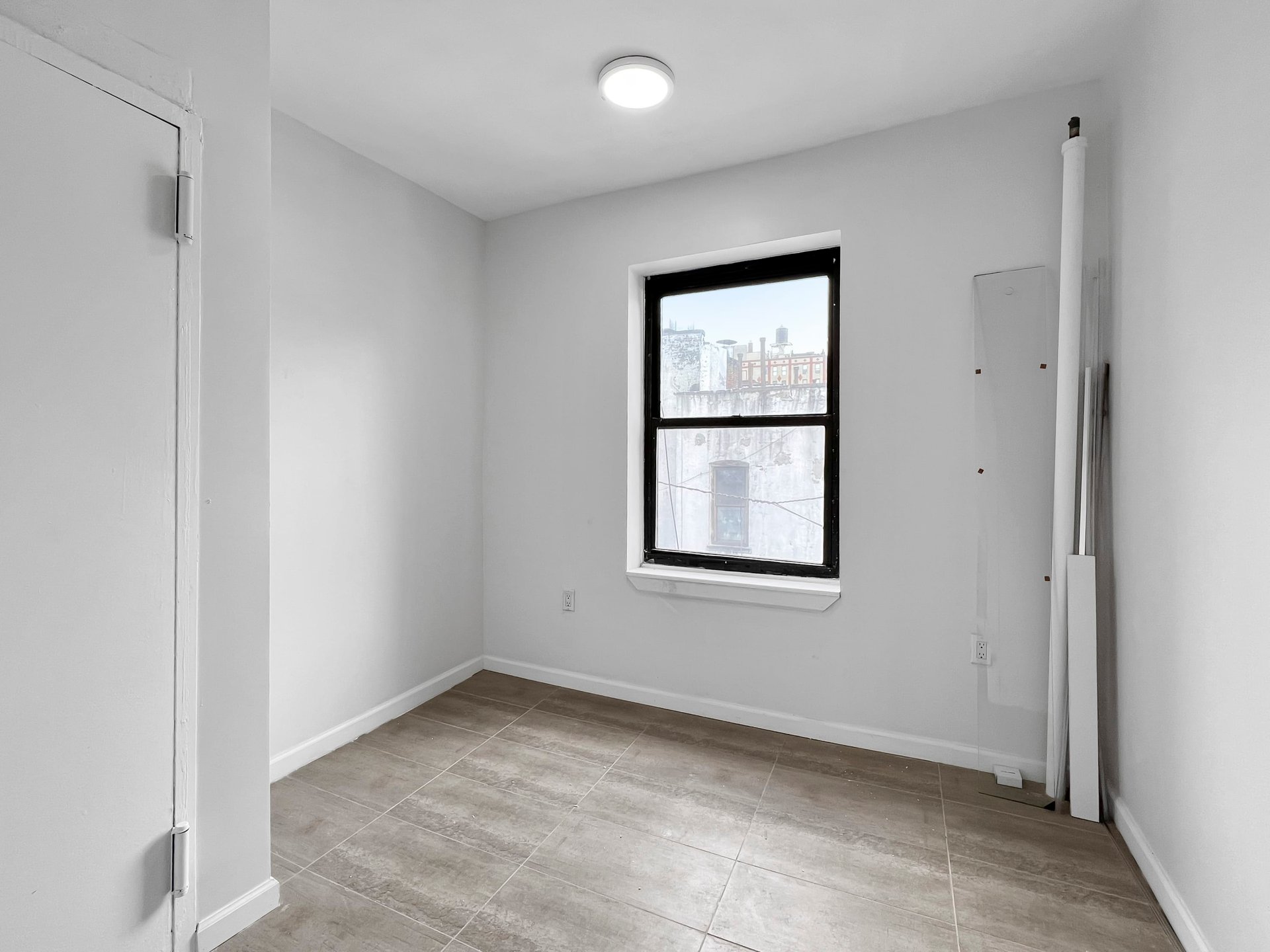 127 Henry St, Unit 11