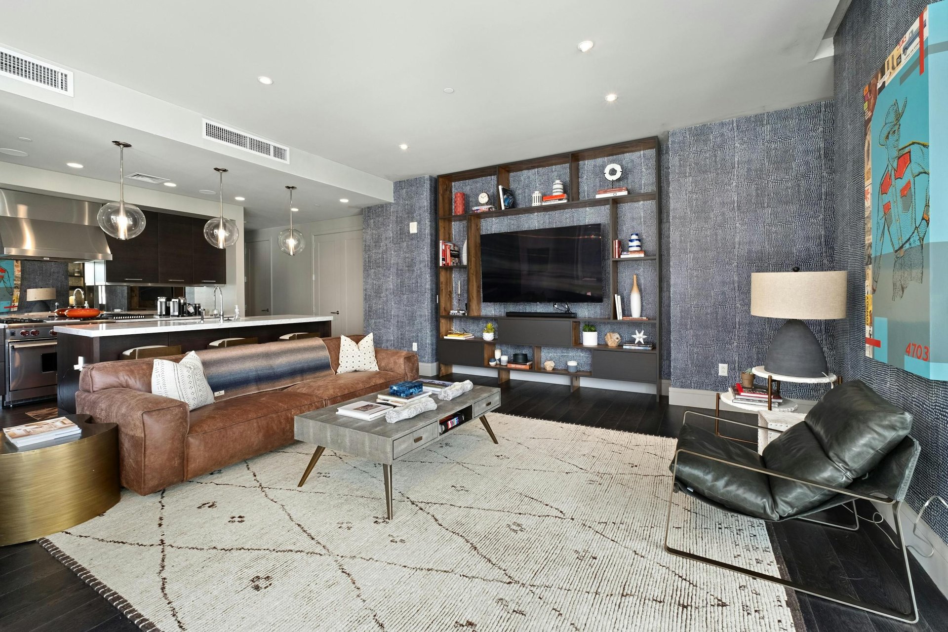 200 Congress Ave #15D 