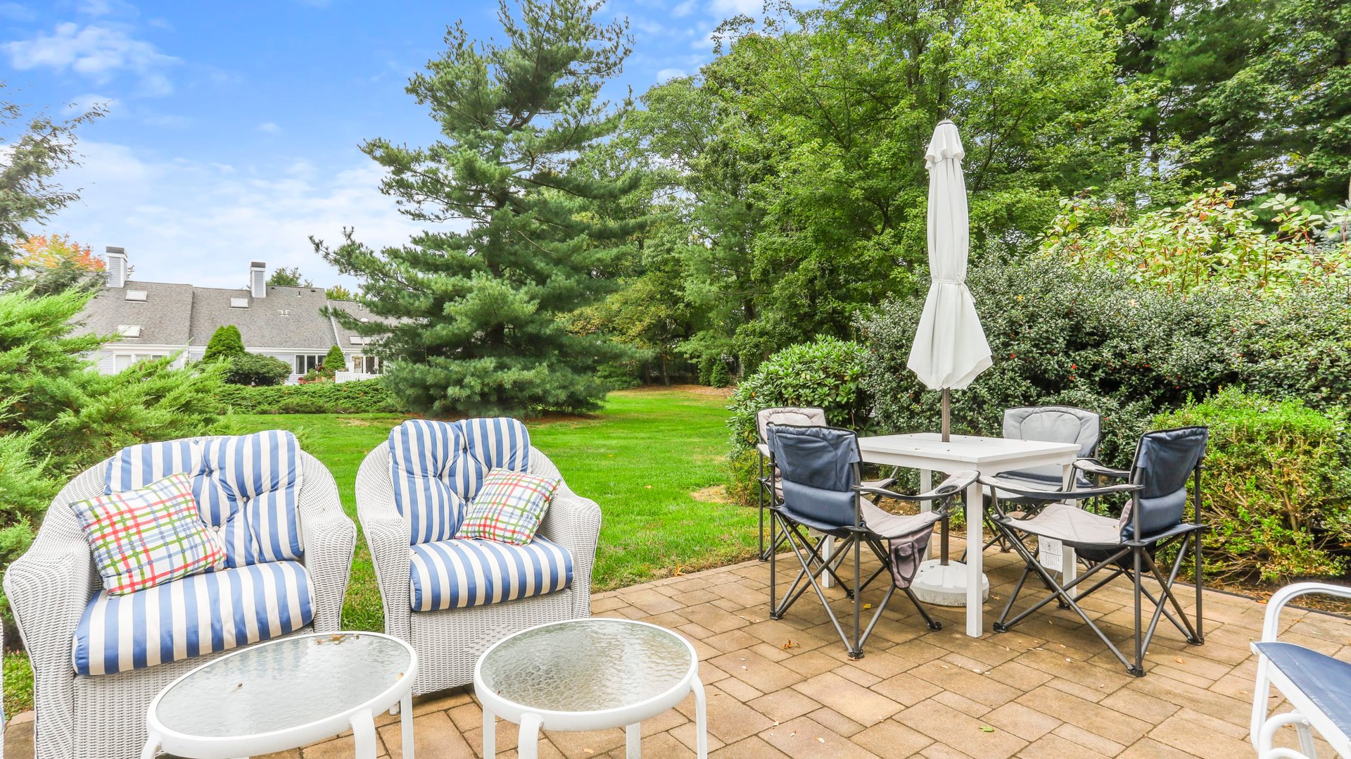 224 Lansdowne, Westport