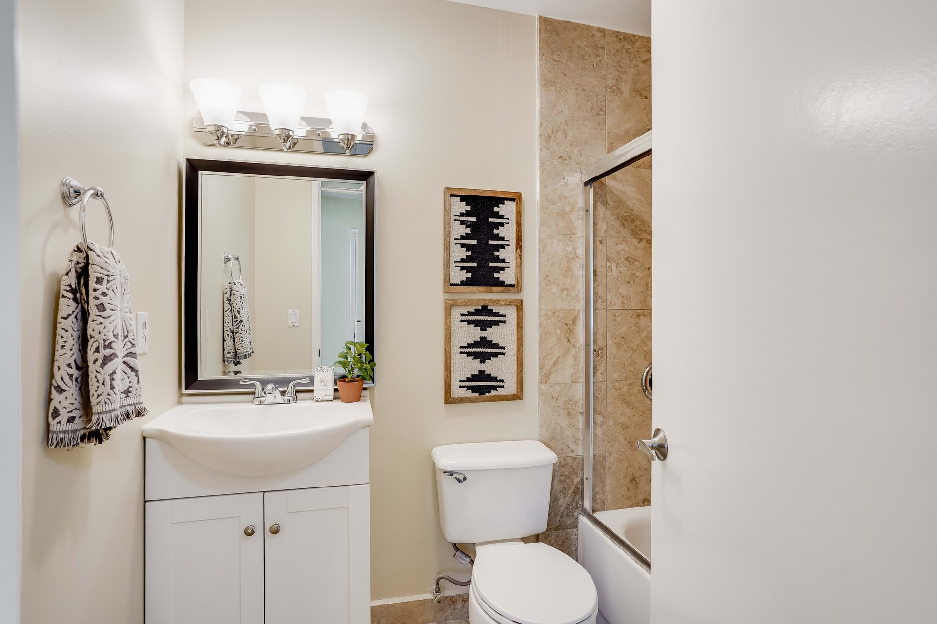 5706 Allen Avenue #3