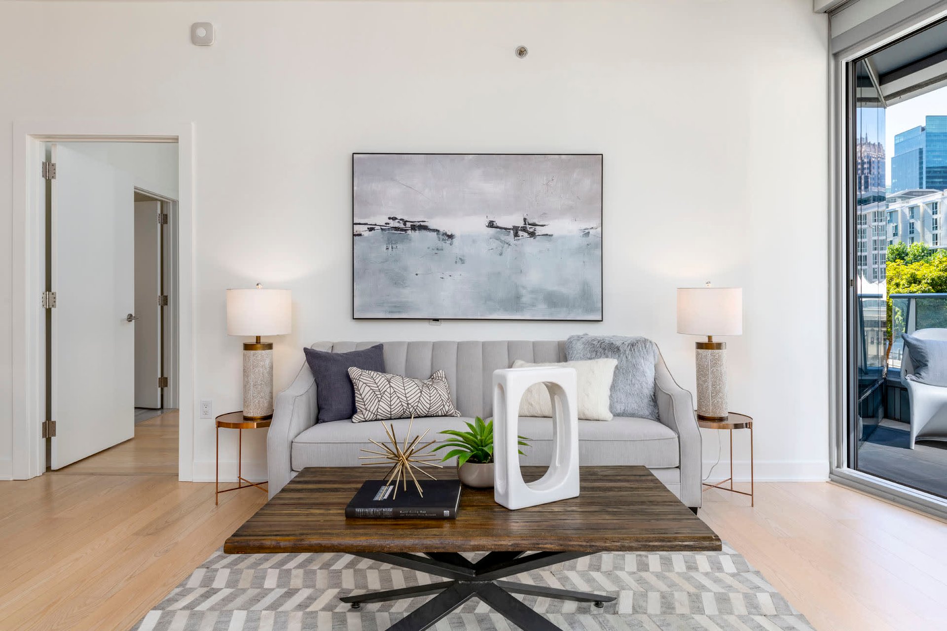 318 Main Street Unit: 2E