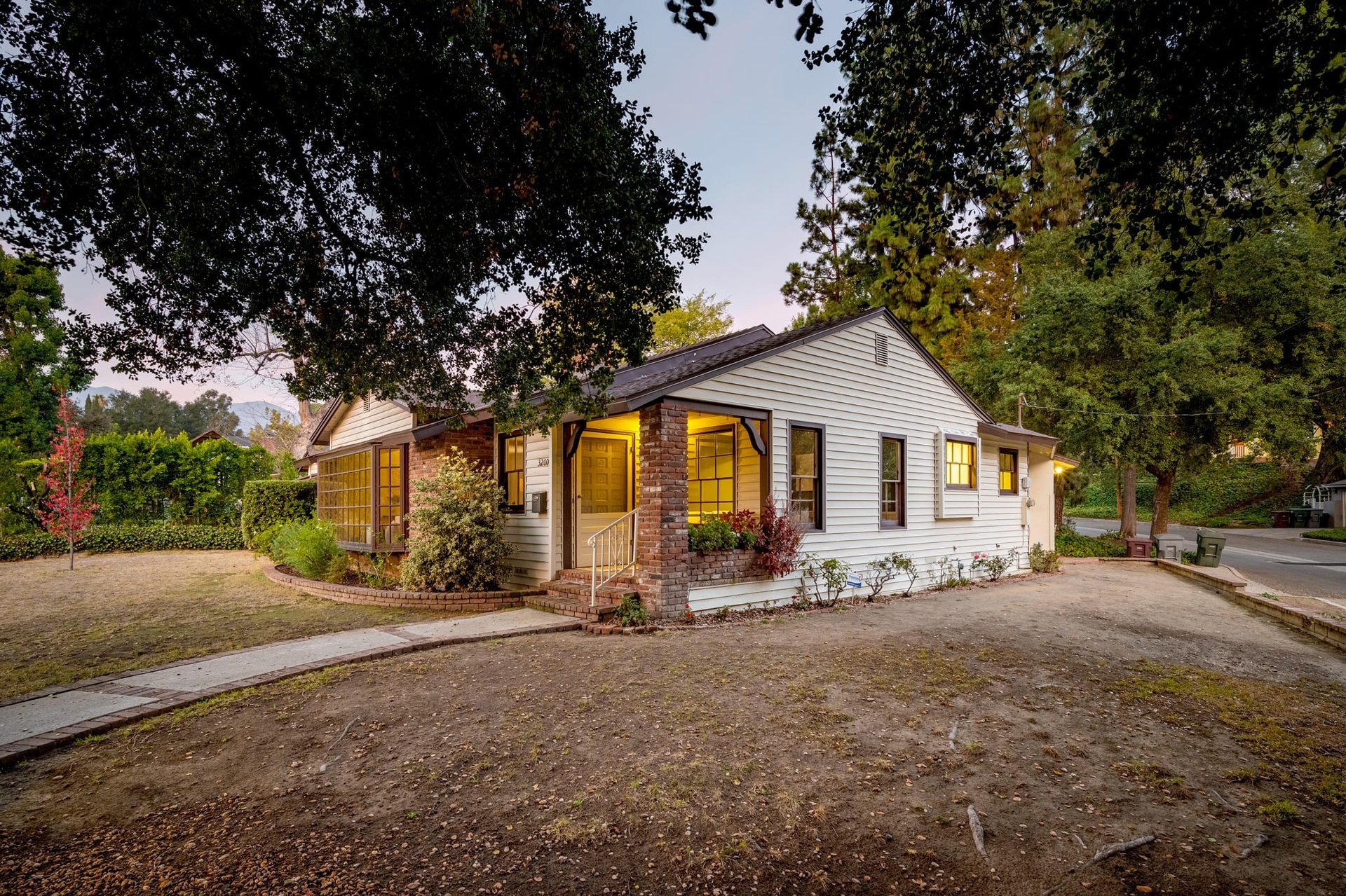 3200 Sparr Blvd.