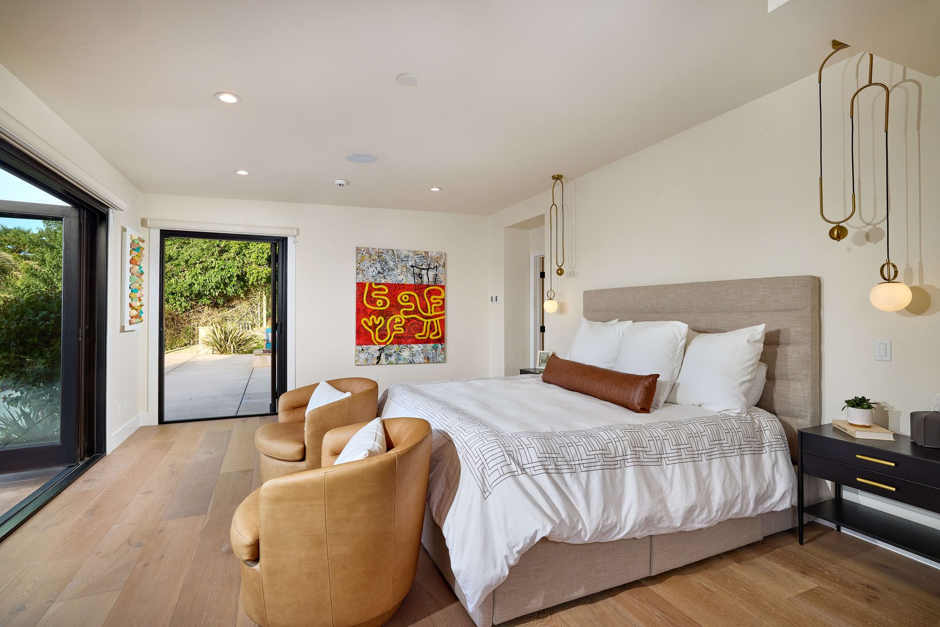 MODERN LIVING IN THE HEART OF THE COVENANT