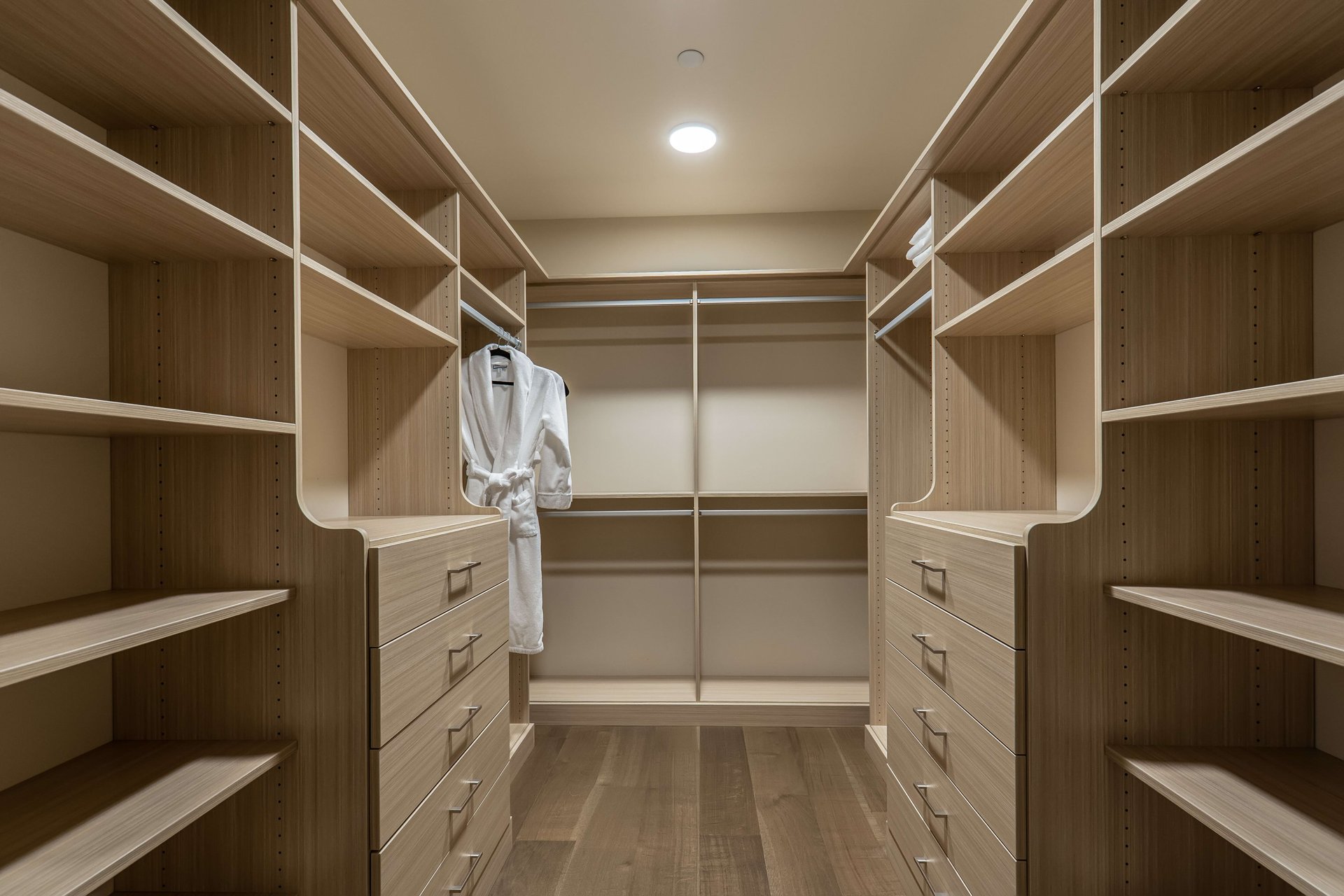 1388 Ala Moana Blvd, #7401