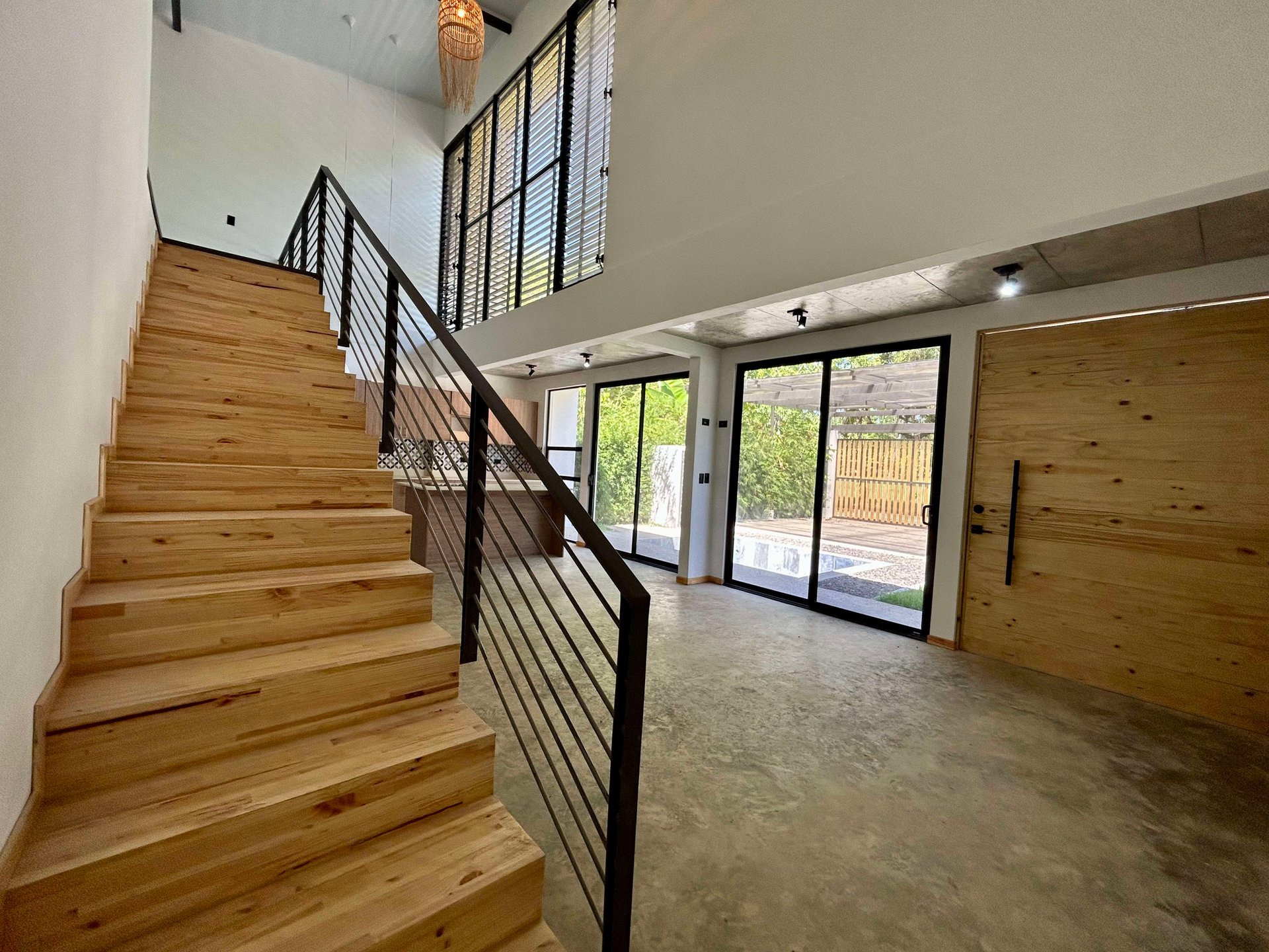 Brand New Modern 3 bed, 3 bath Villa in Uvita