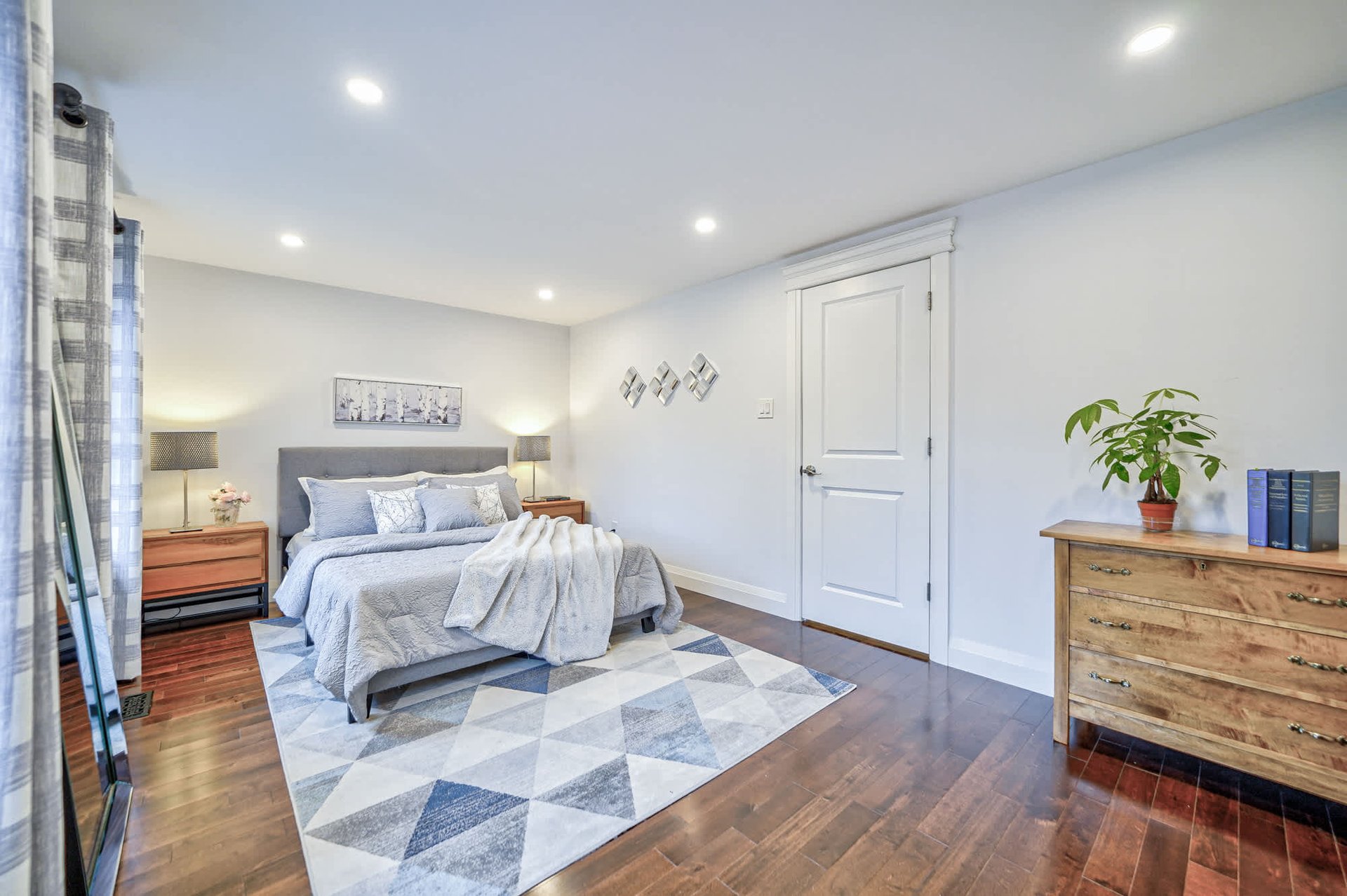 1196 Potters Wheel Cres