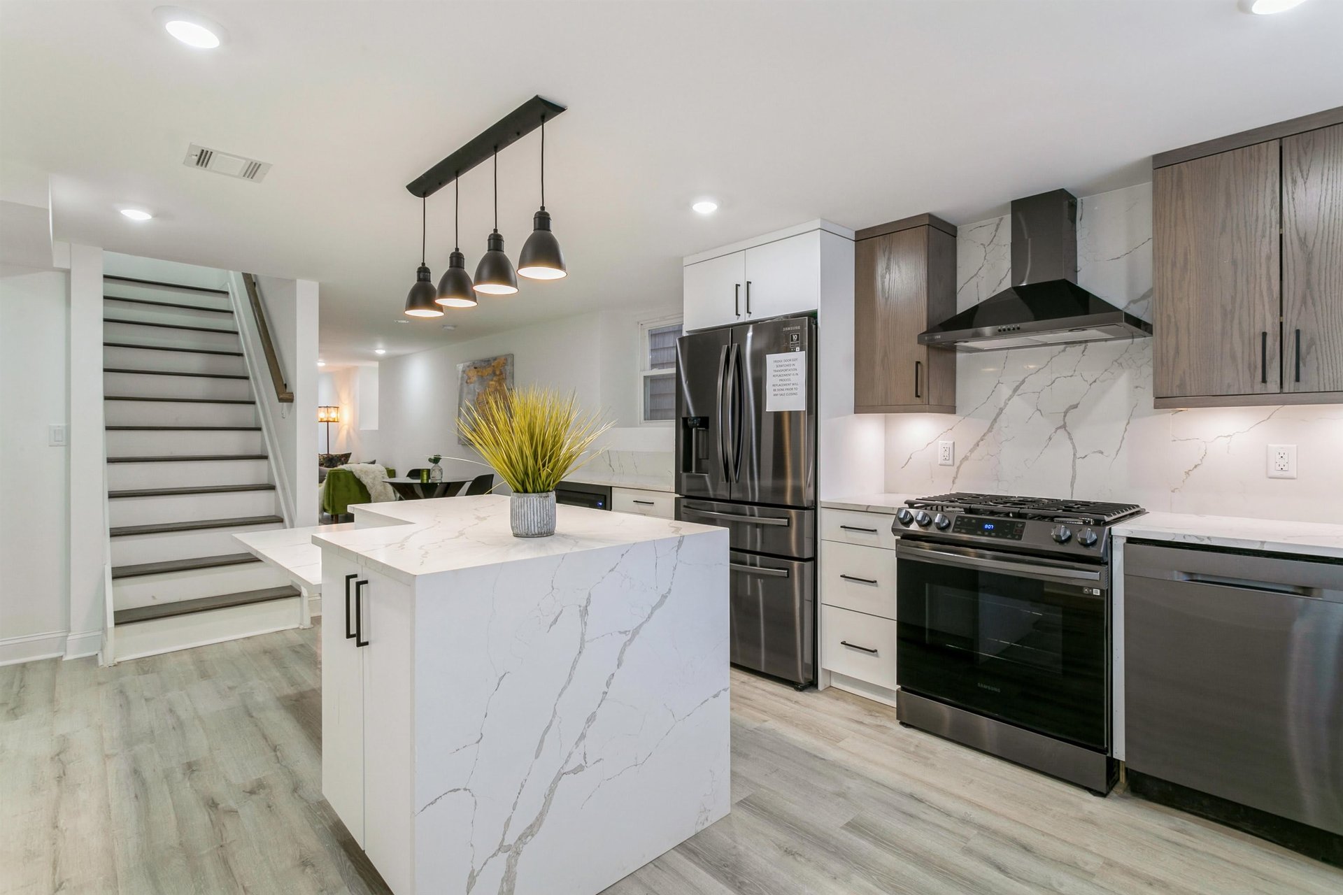201 Zabriskie St
