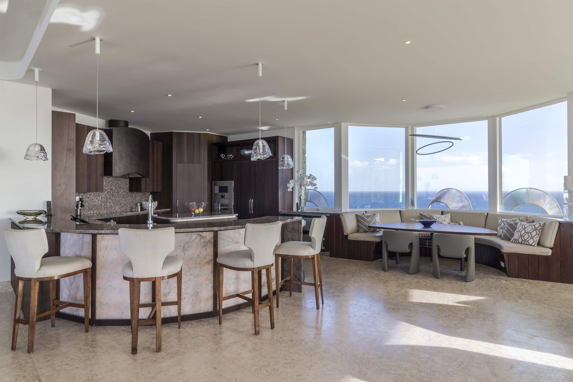 Halo Villa