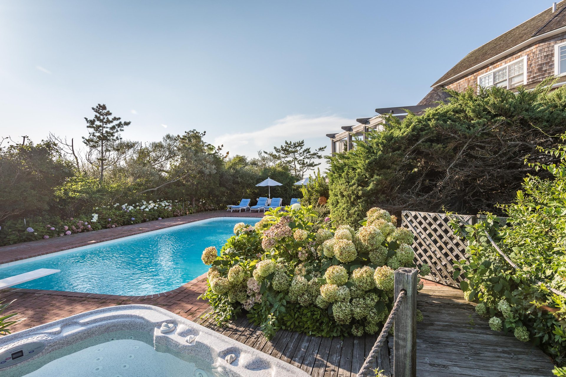 Iconic Meadow Lane Oceanfront 