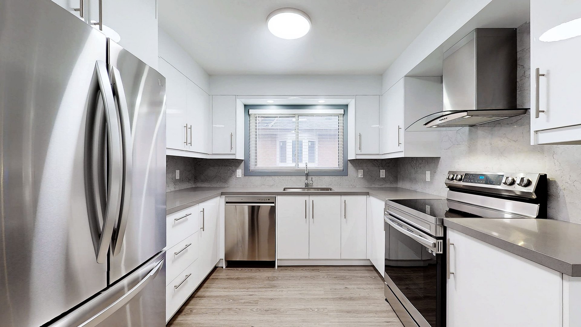 36 Jayfield Rd - Upper Unit