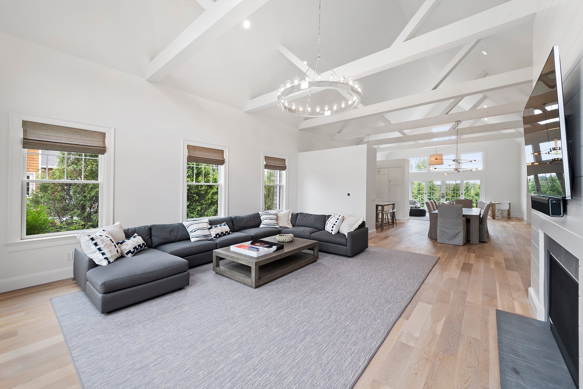 8 Spring Lane