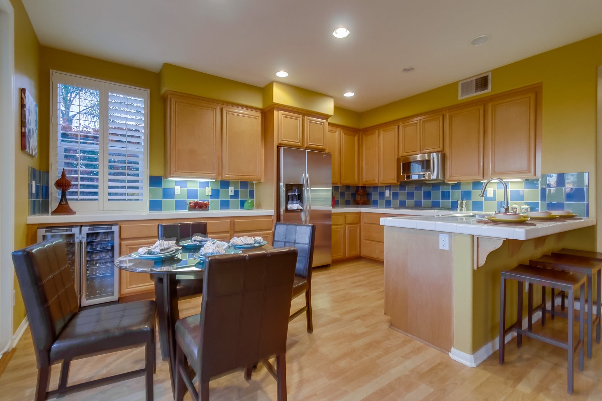 3553 Bluff Ct