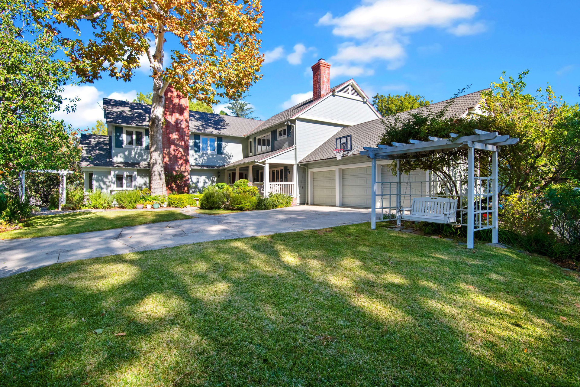 12184 Laurel Terrace Dr