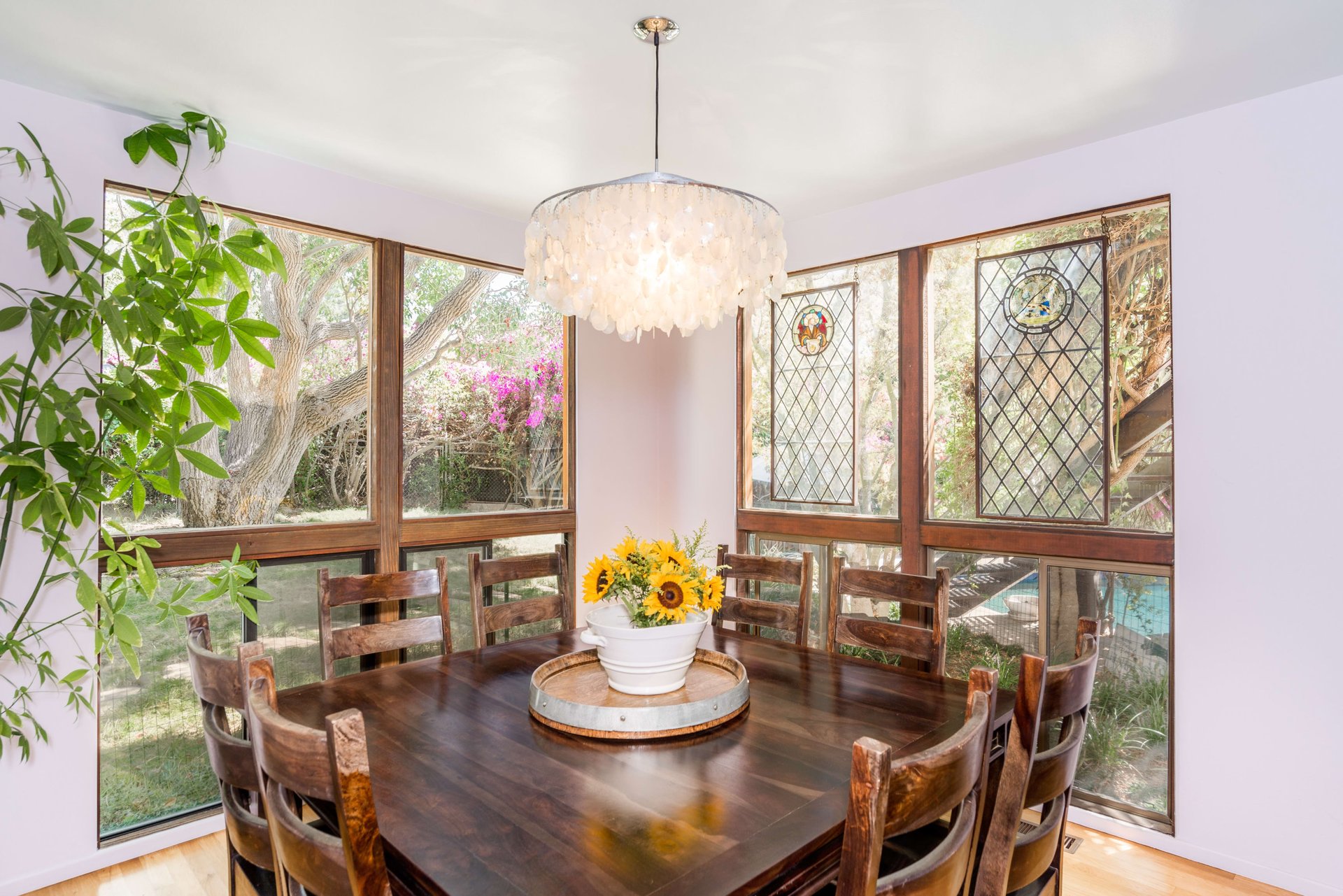 14186 Alisal Ln