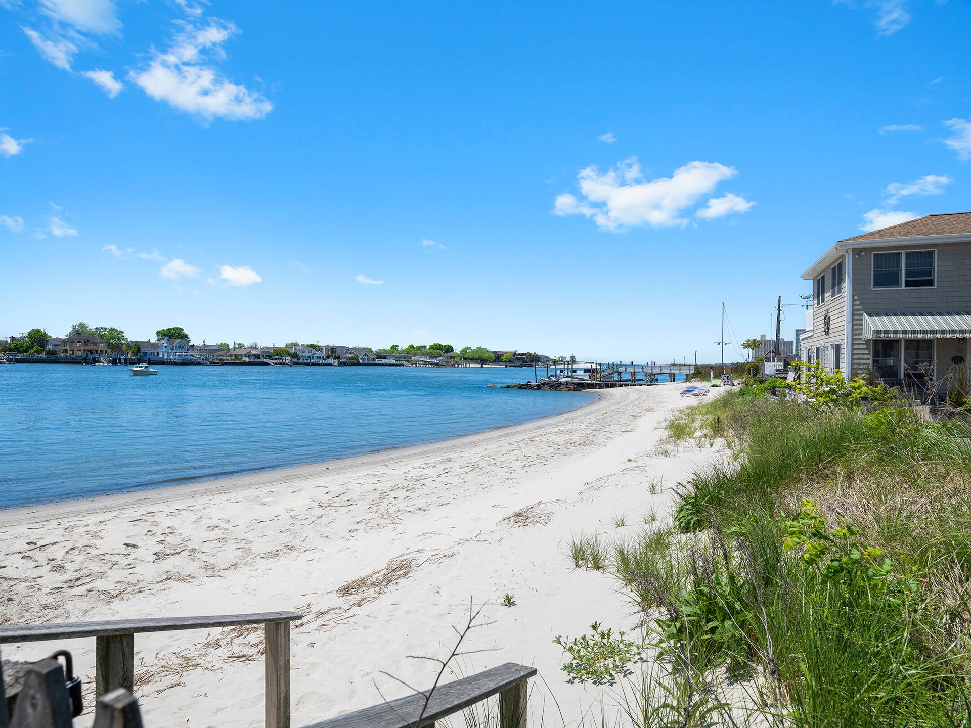 78 Beach 2nd St