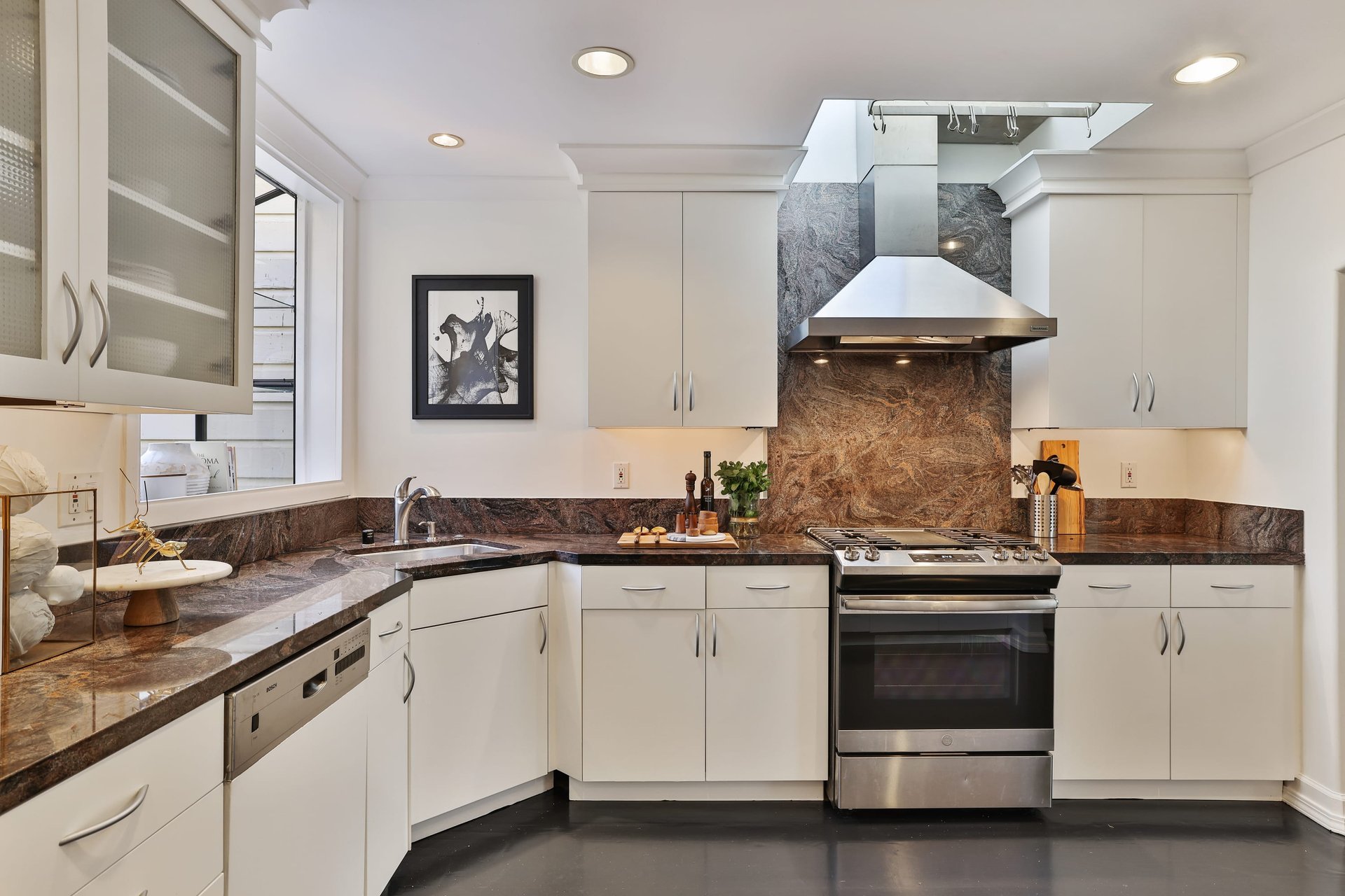 Full-floor Penthouse in Pacific Heights