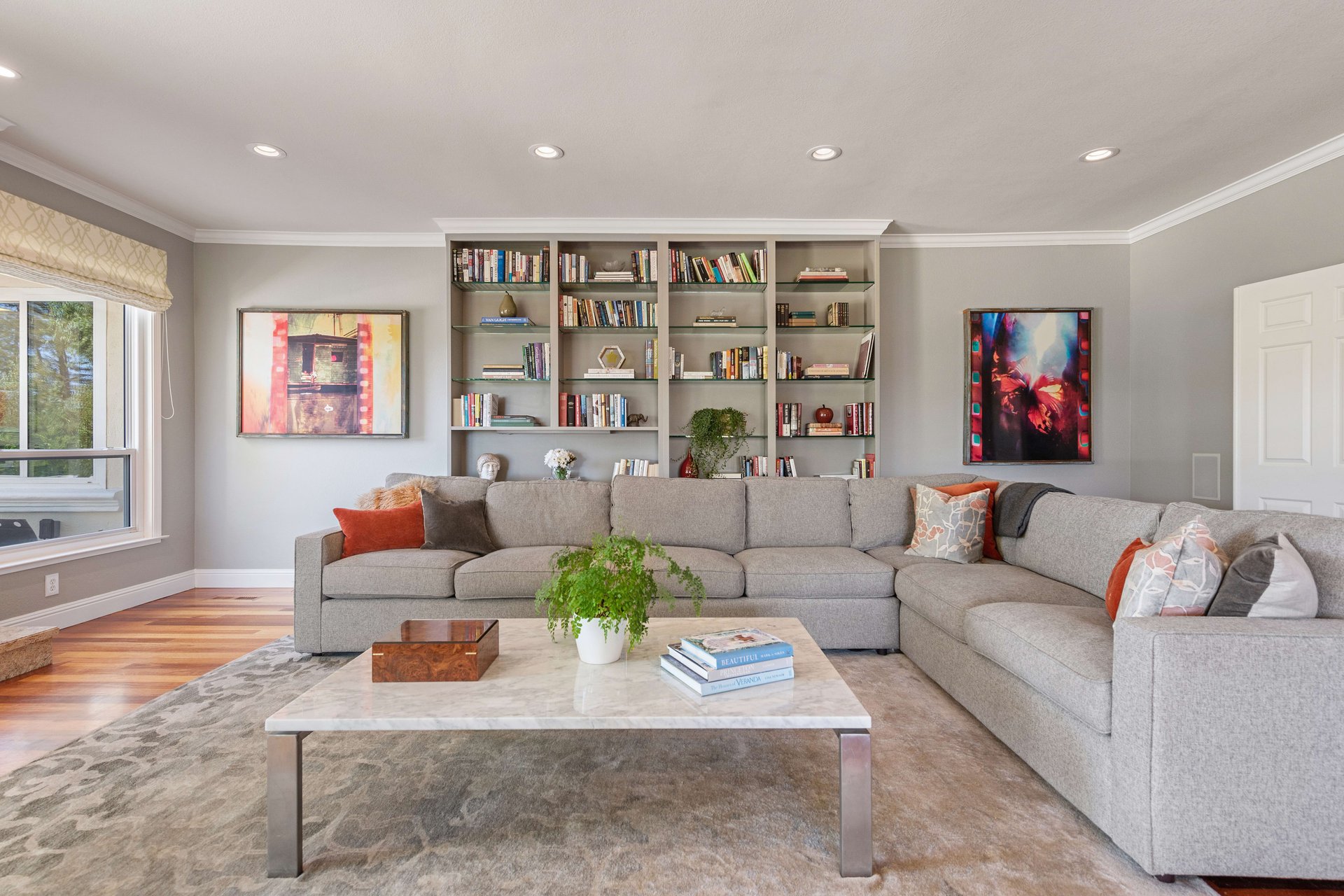 1095 Macadamia Drive