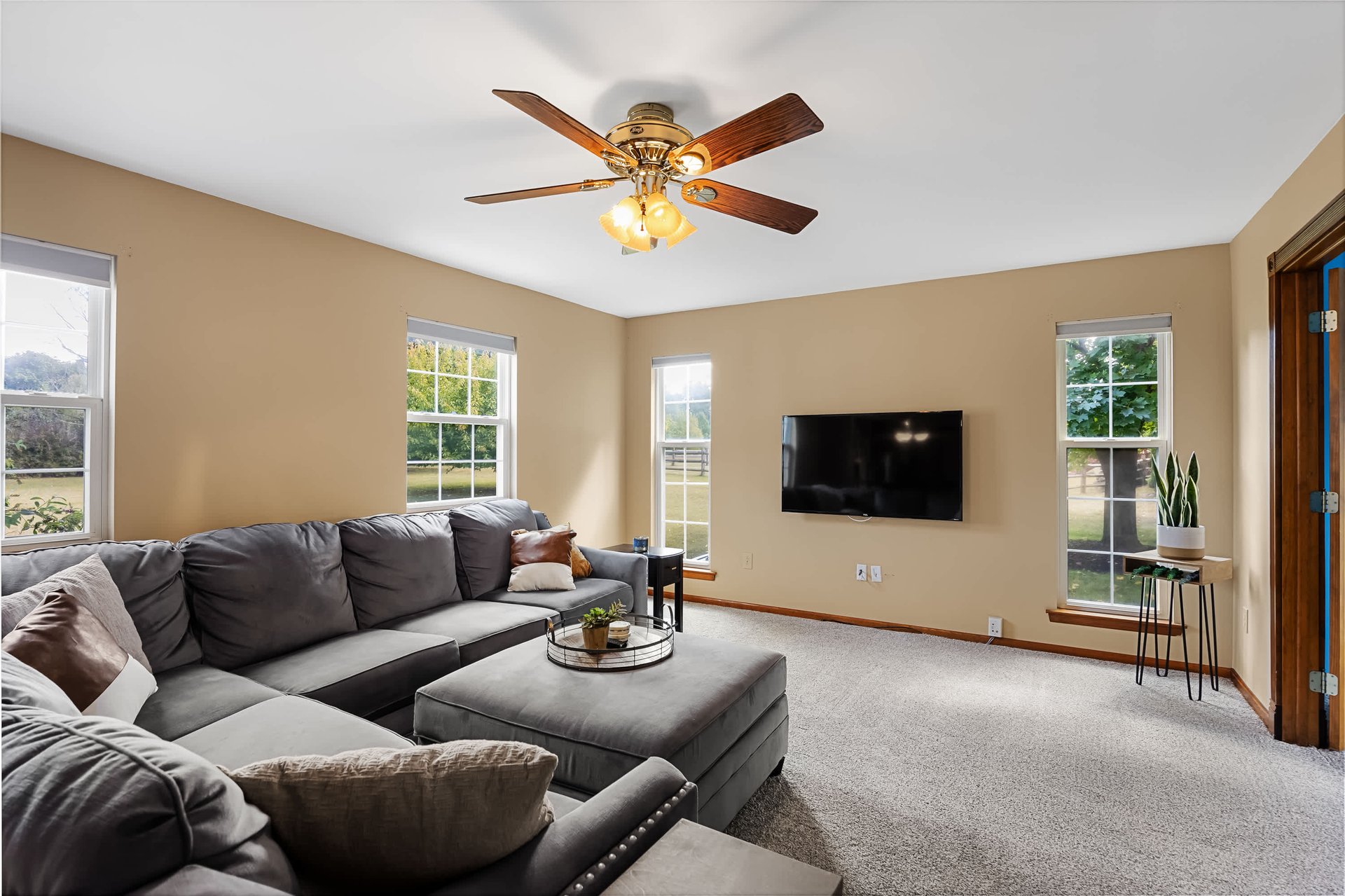 67 Spring Hill Dr
