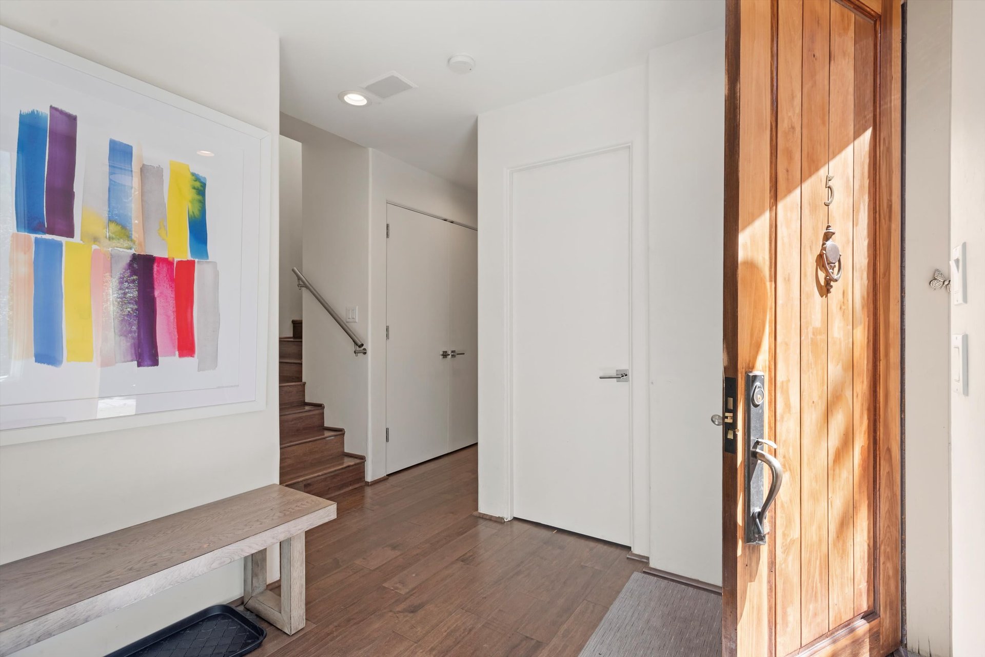 Perfect Aspen Retreat with Mountain Views and Walkable Convenience