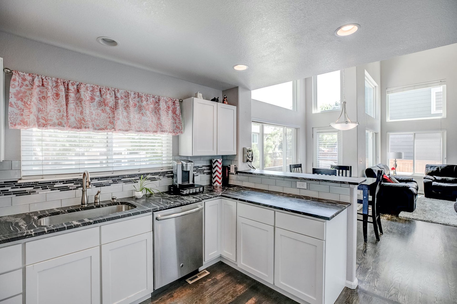 10110 Spotted Owl Avenue